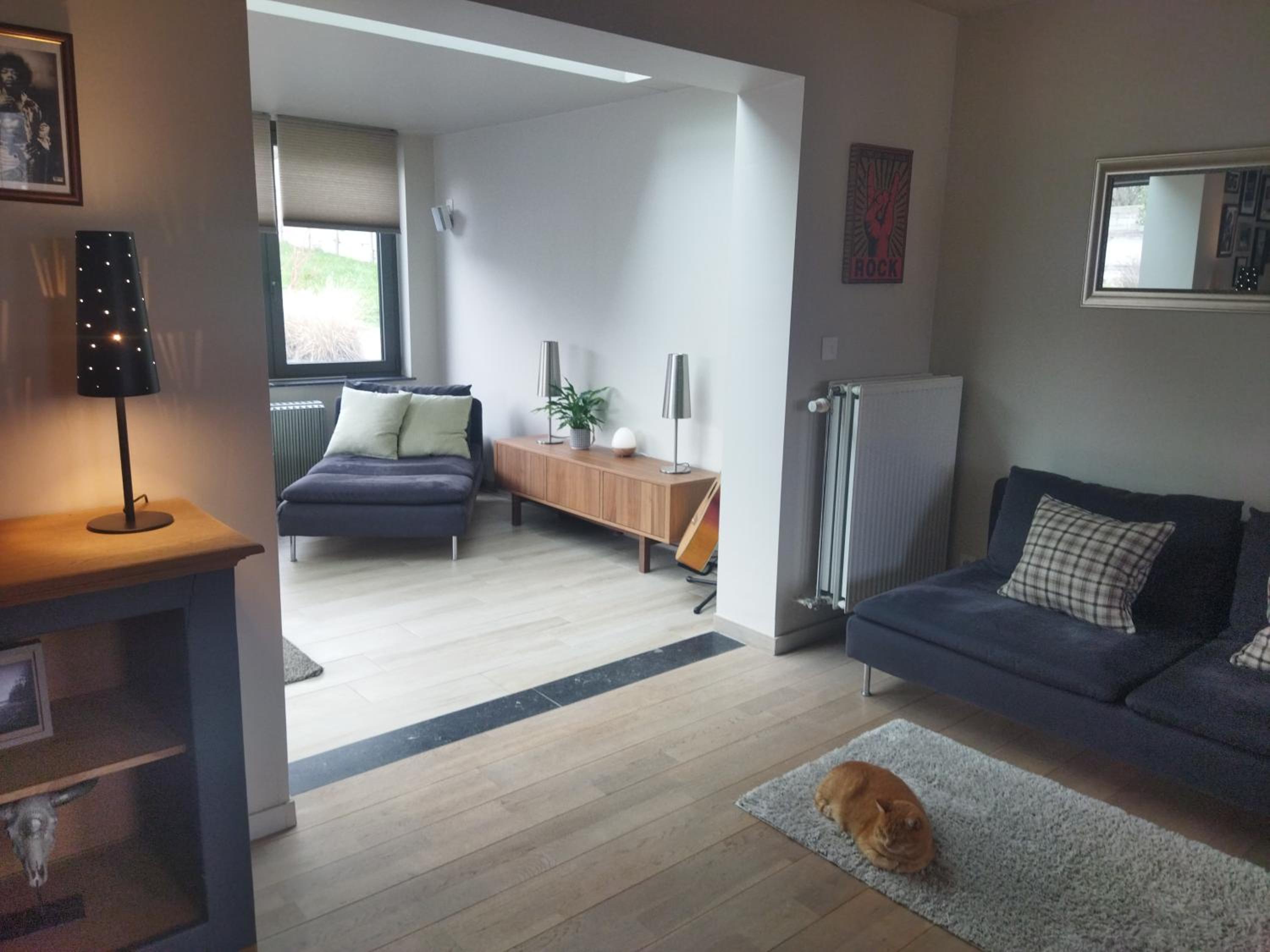 Rock and chill house with jacuzzi Namur Ardennes