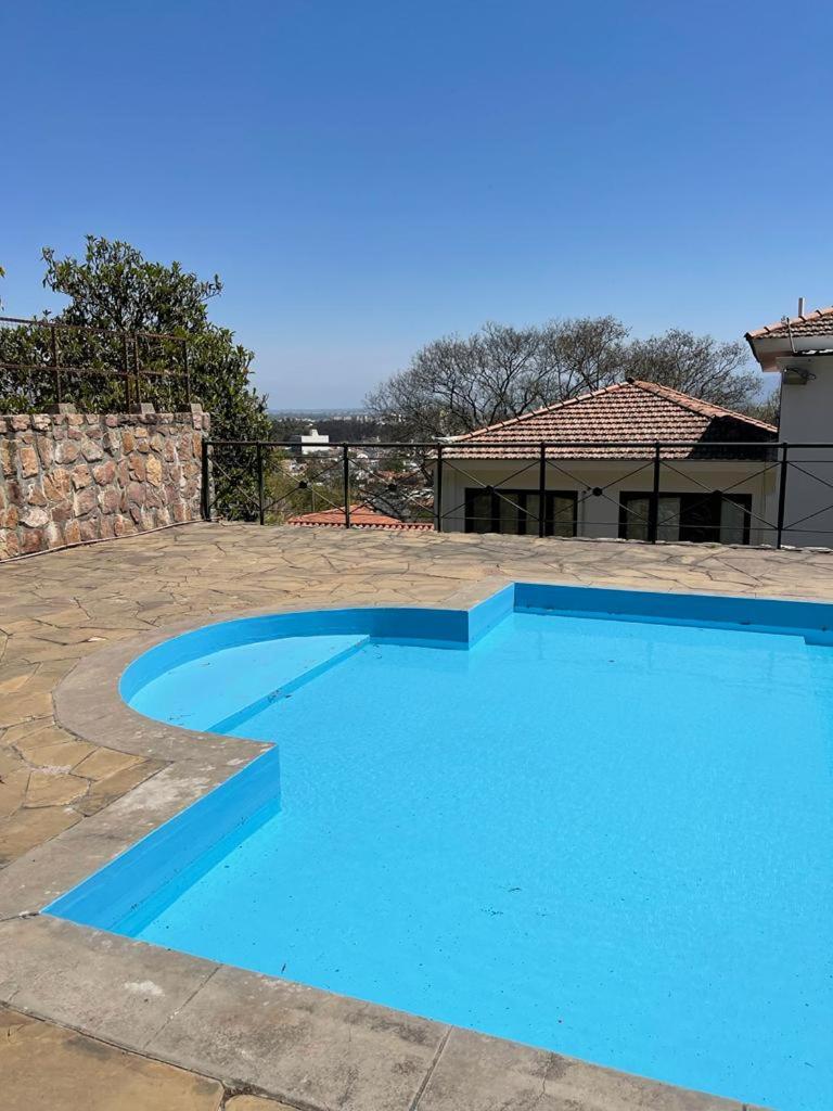 Departamento zona residencial CON PILETA