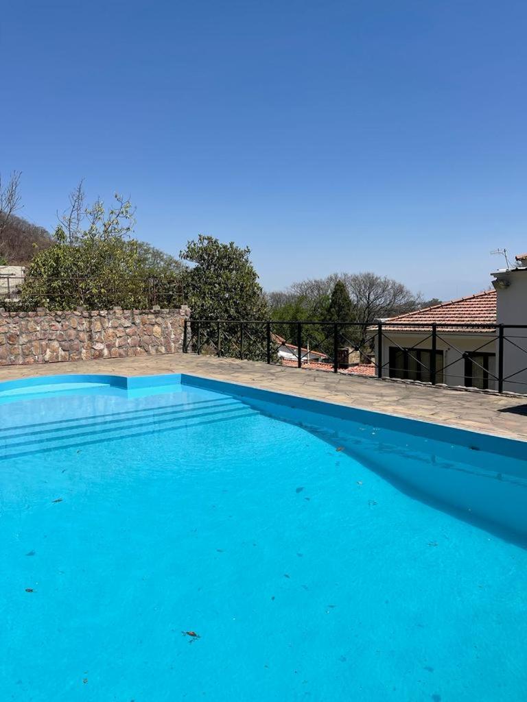 Departamento zona residencial CON PILETA