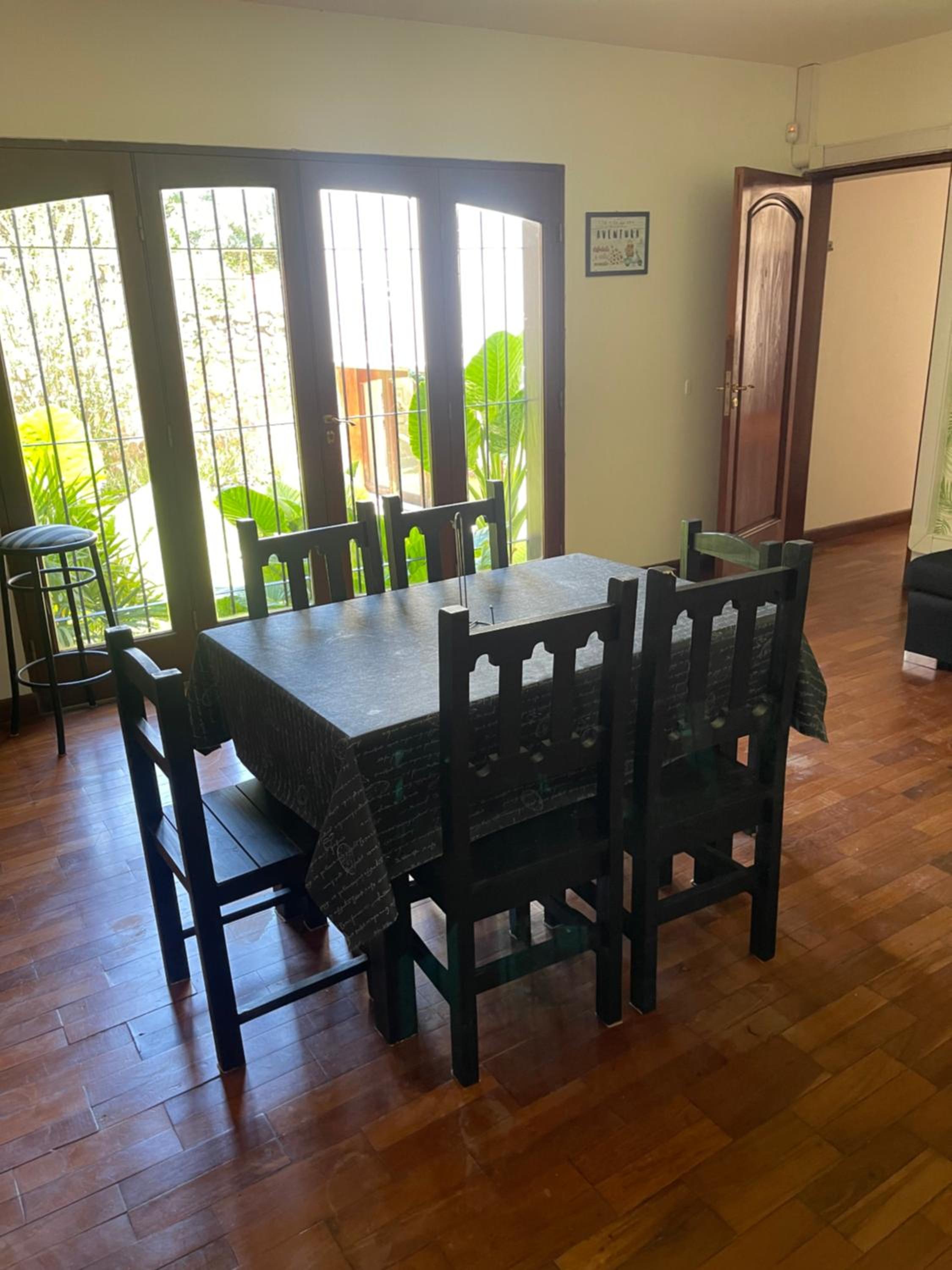 Departamento zona residencial CON PILETA