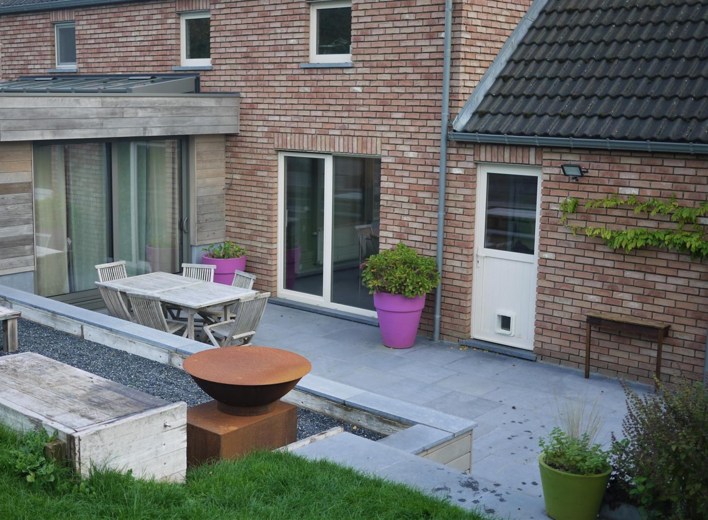 Rock and chill house with jacuzzi Namur Ardennes