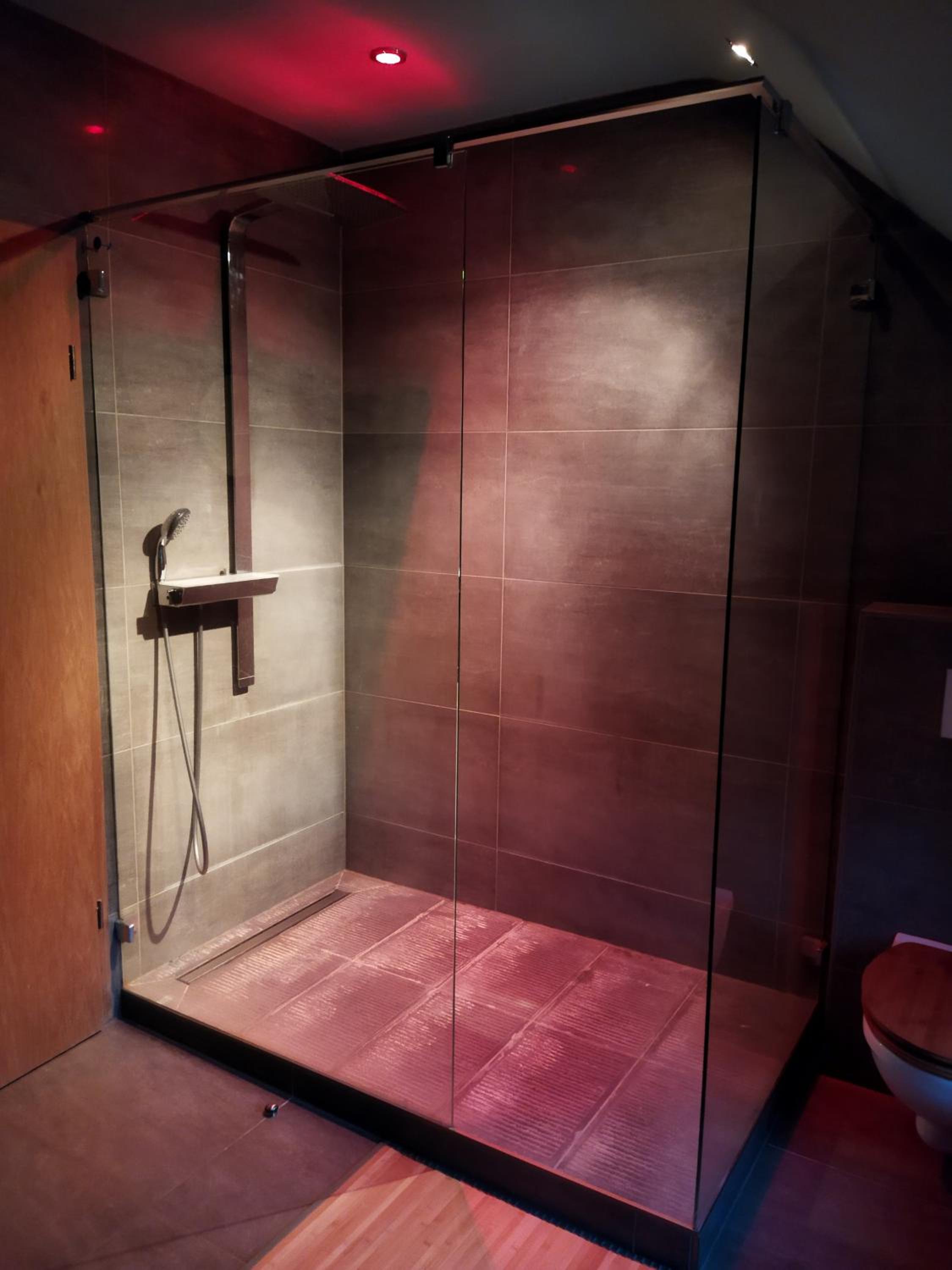 Rock and chill house with jacuzzi Namur Ardennes