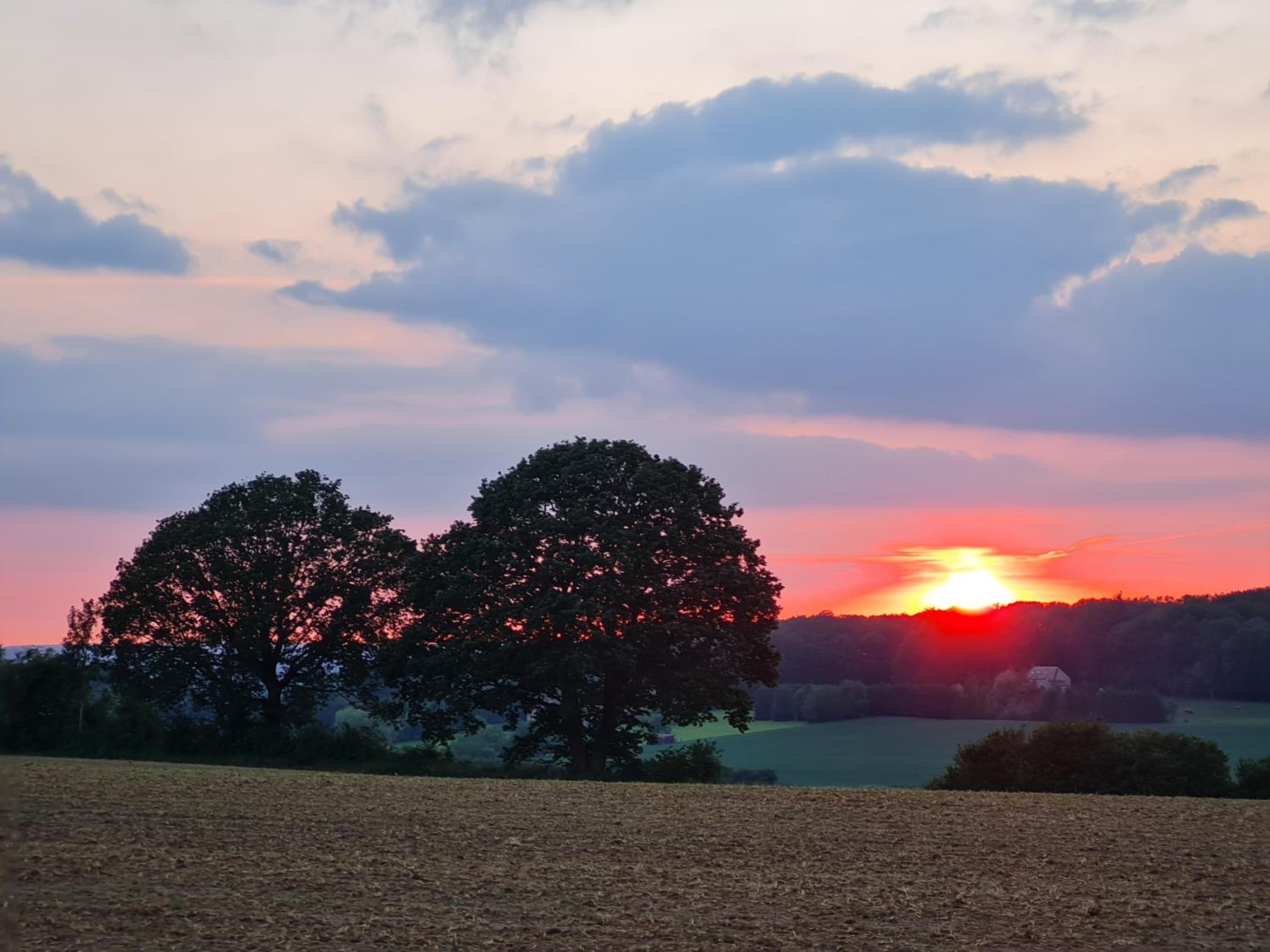 Rock and chill house with jacuzzi Namur Ardennes
