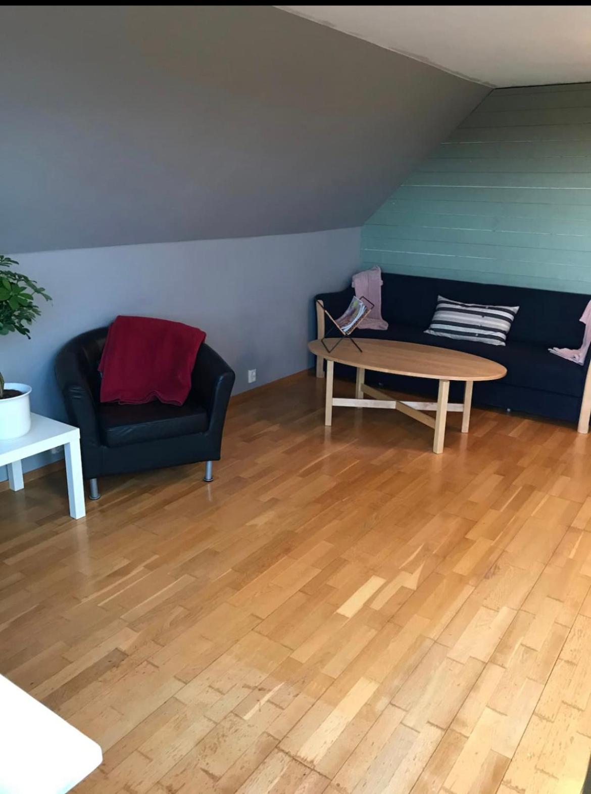 Penthouse-lägenhet med två sovrum & terass med havsutsikt