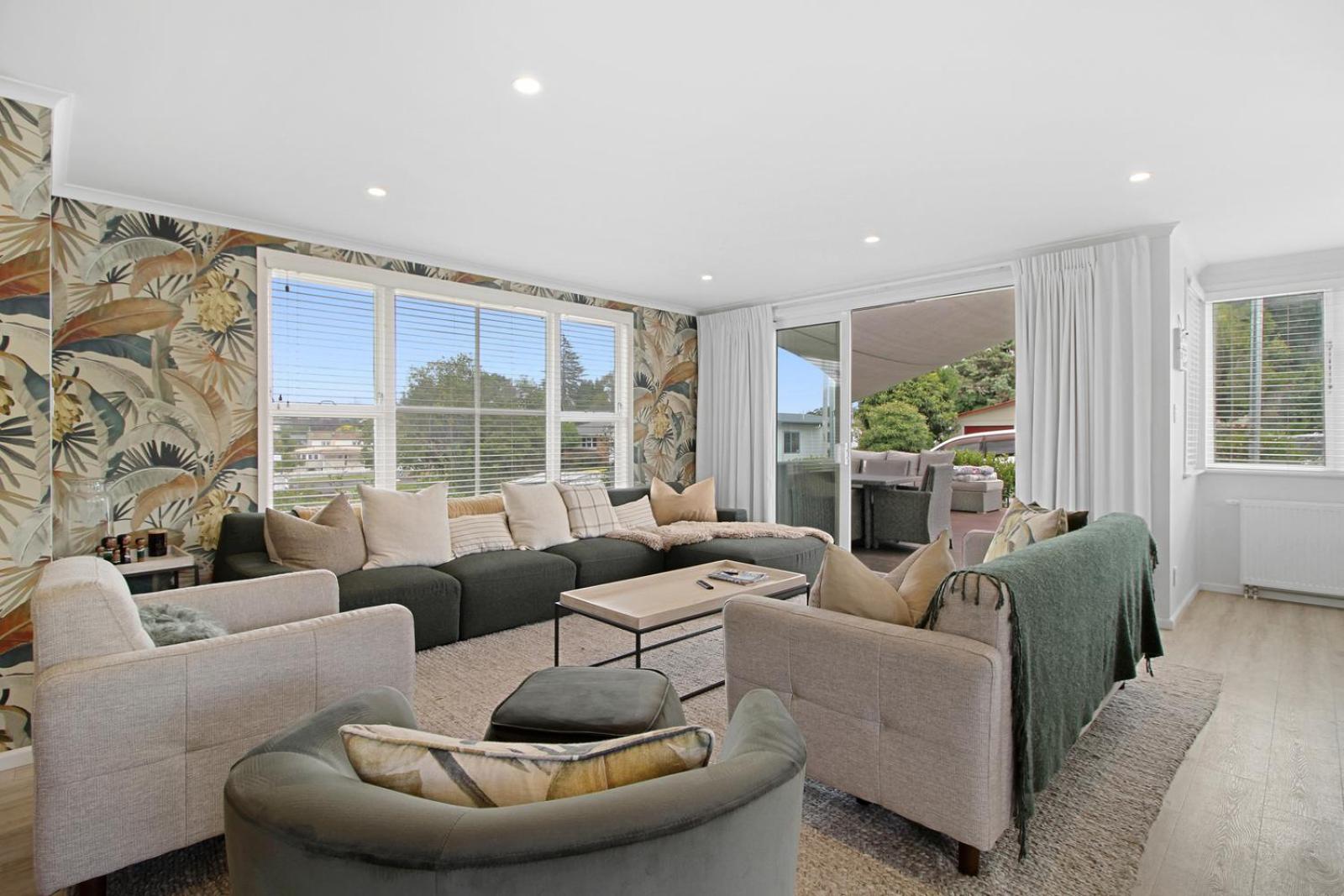 Masters Manor - Mangakino Holiday Home