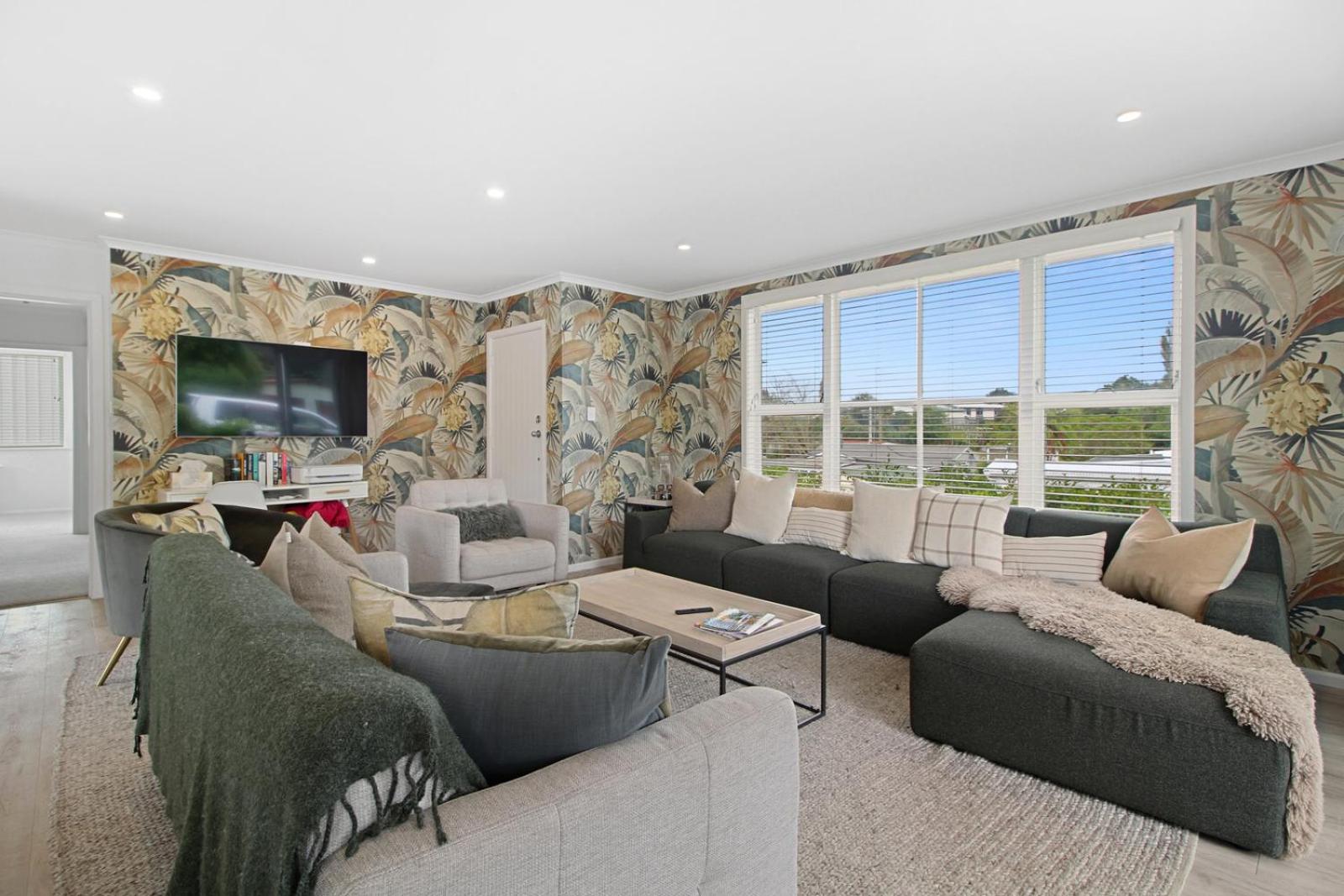 Masters Manor - Mangakino Holiday Home