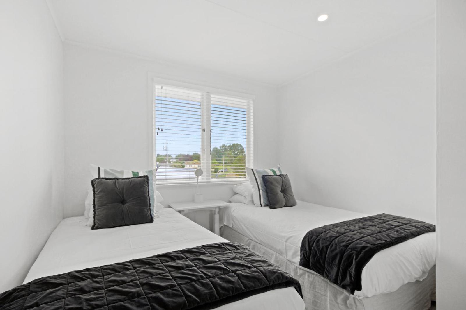 Masters Manor - Mangakino Holiday Home