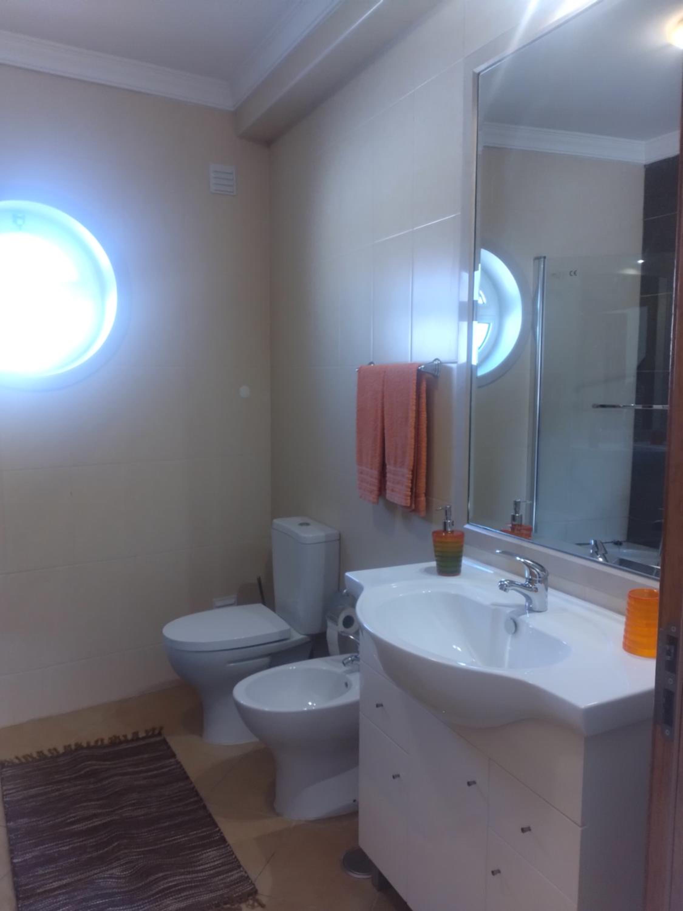 Casa dos avós en Alvor — bathroom