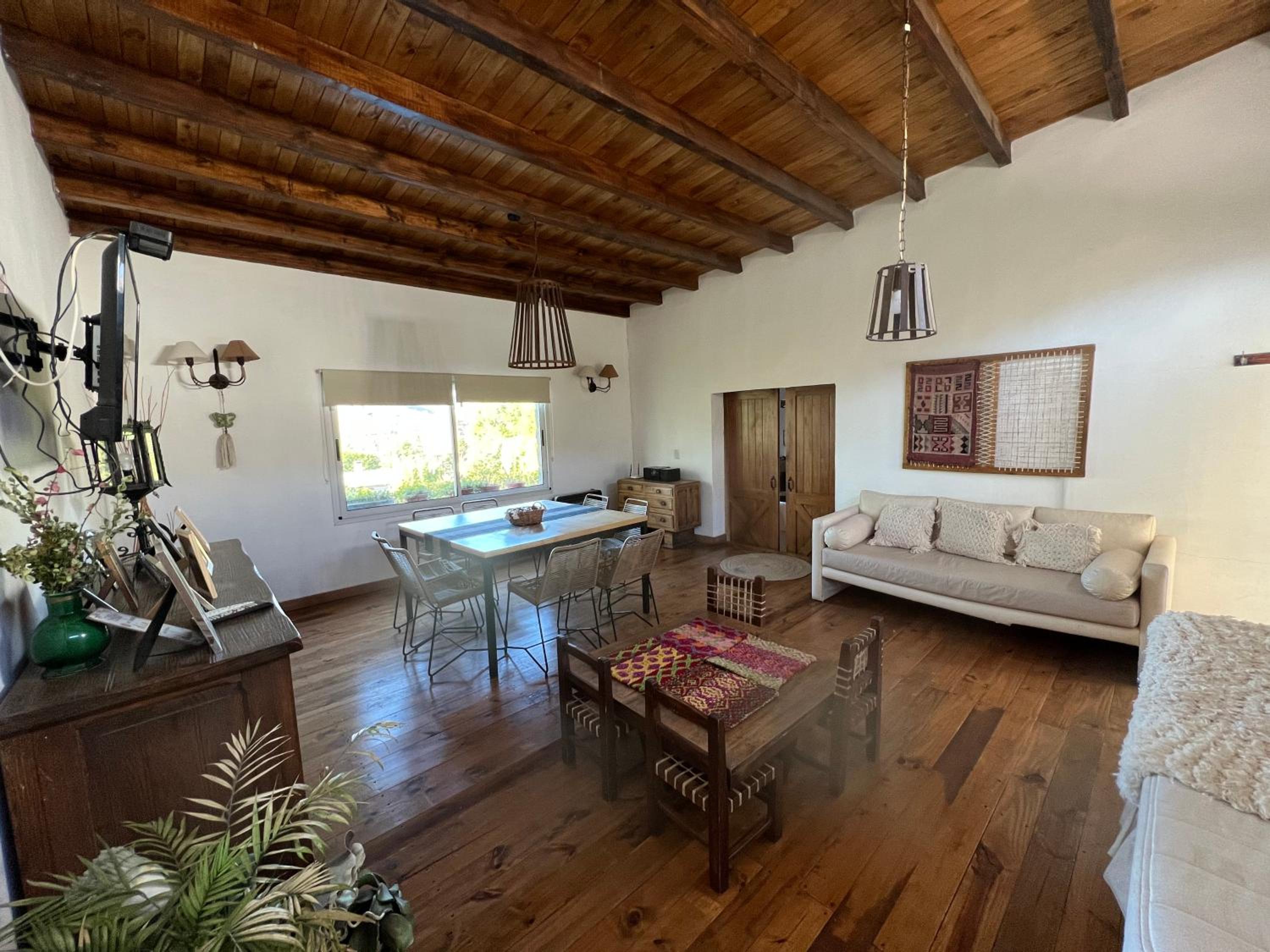 Casa divina temporaria en Tafí Del Valle ,pleno centro