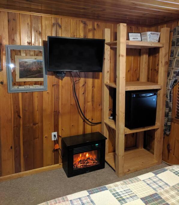 Allen Gulch Cabins
