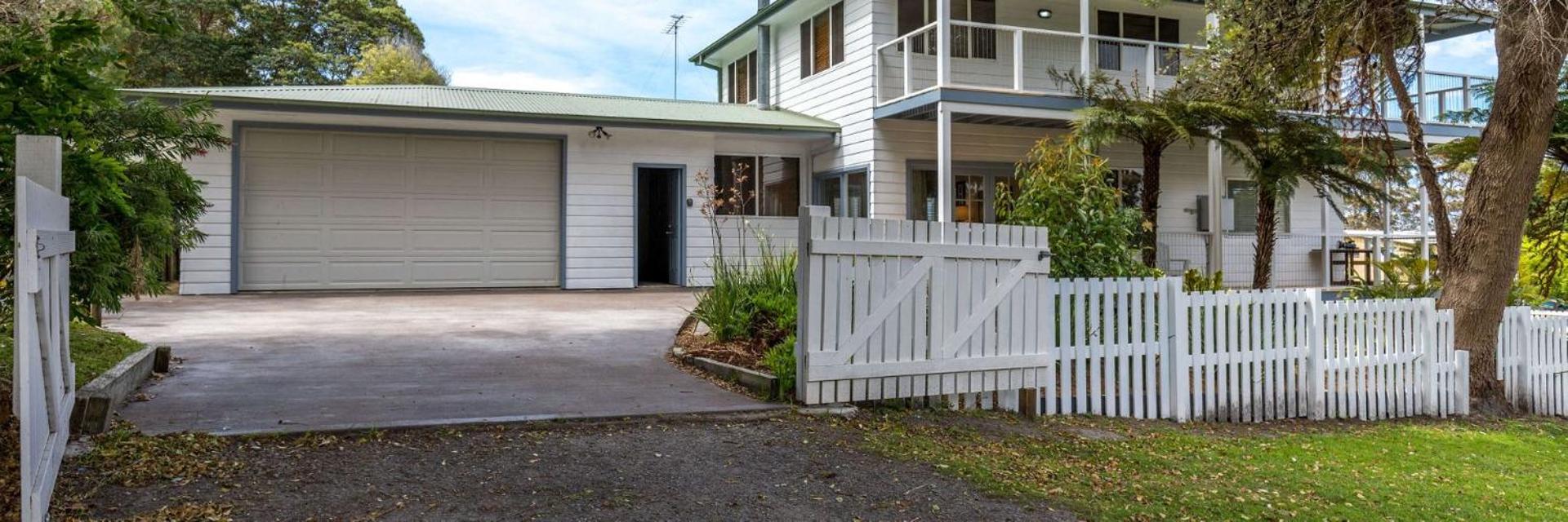 Bowen View - pet-friendly home near Hyams Beach