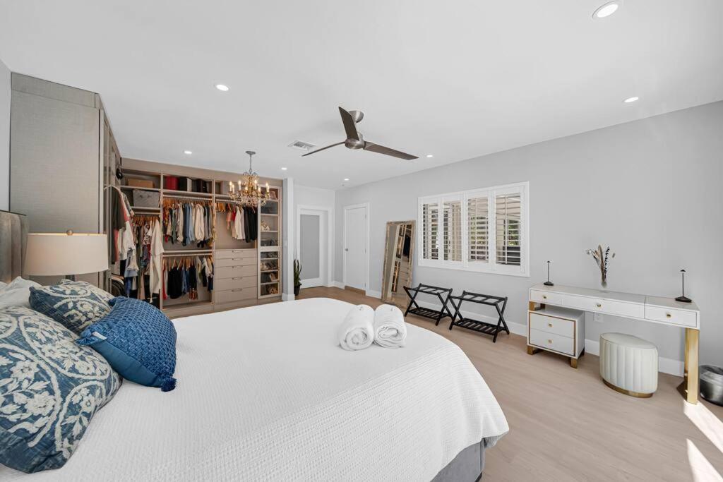 Casa la Miami - Central location Villa with Pool & Gym