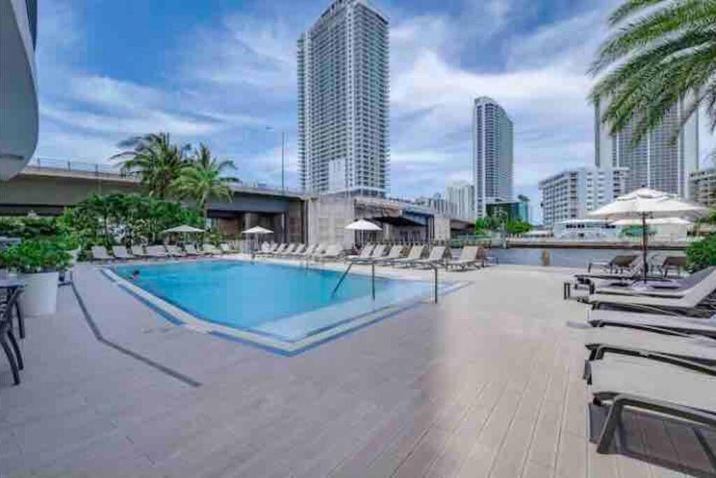 Modern apartment A - Beach Walk Resort view 5