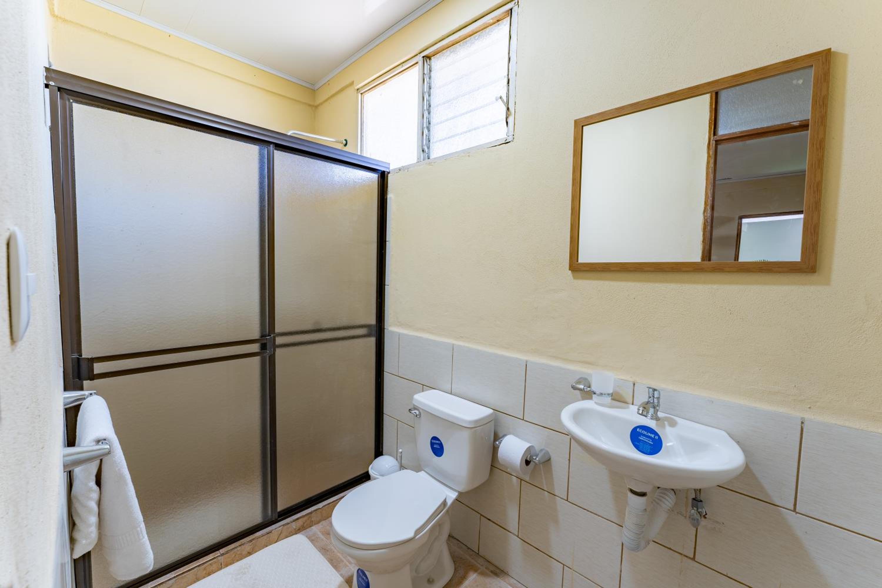 Hotel El Cocobolo Food&Rest Room 6 B&B WiFi AC Pkg Free Swimmingpool