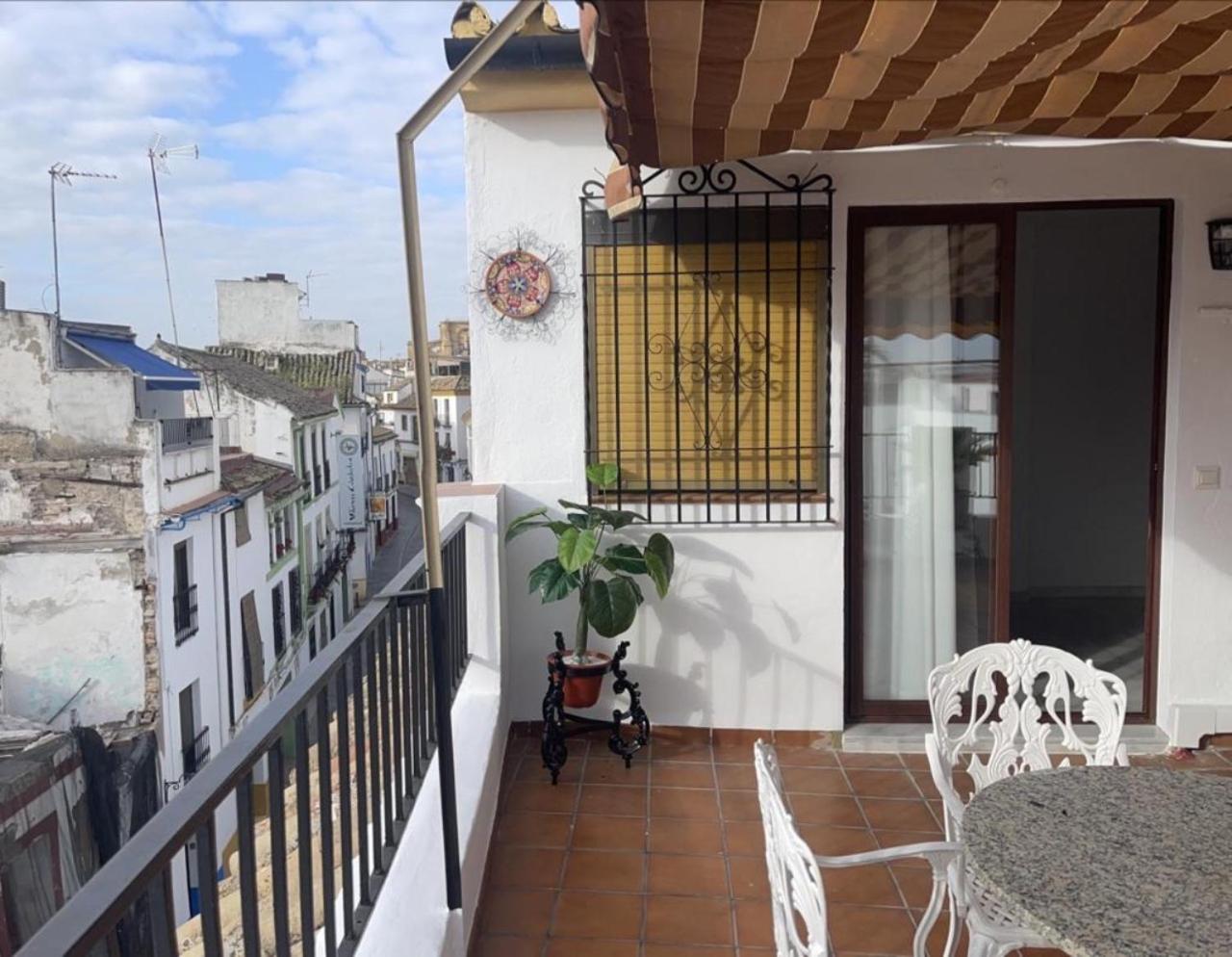 Hostal Almanzor