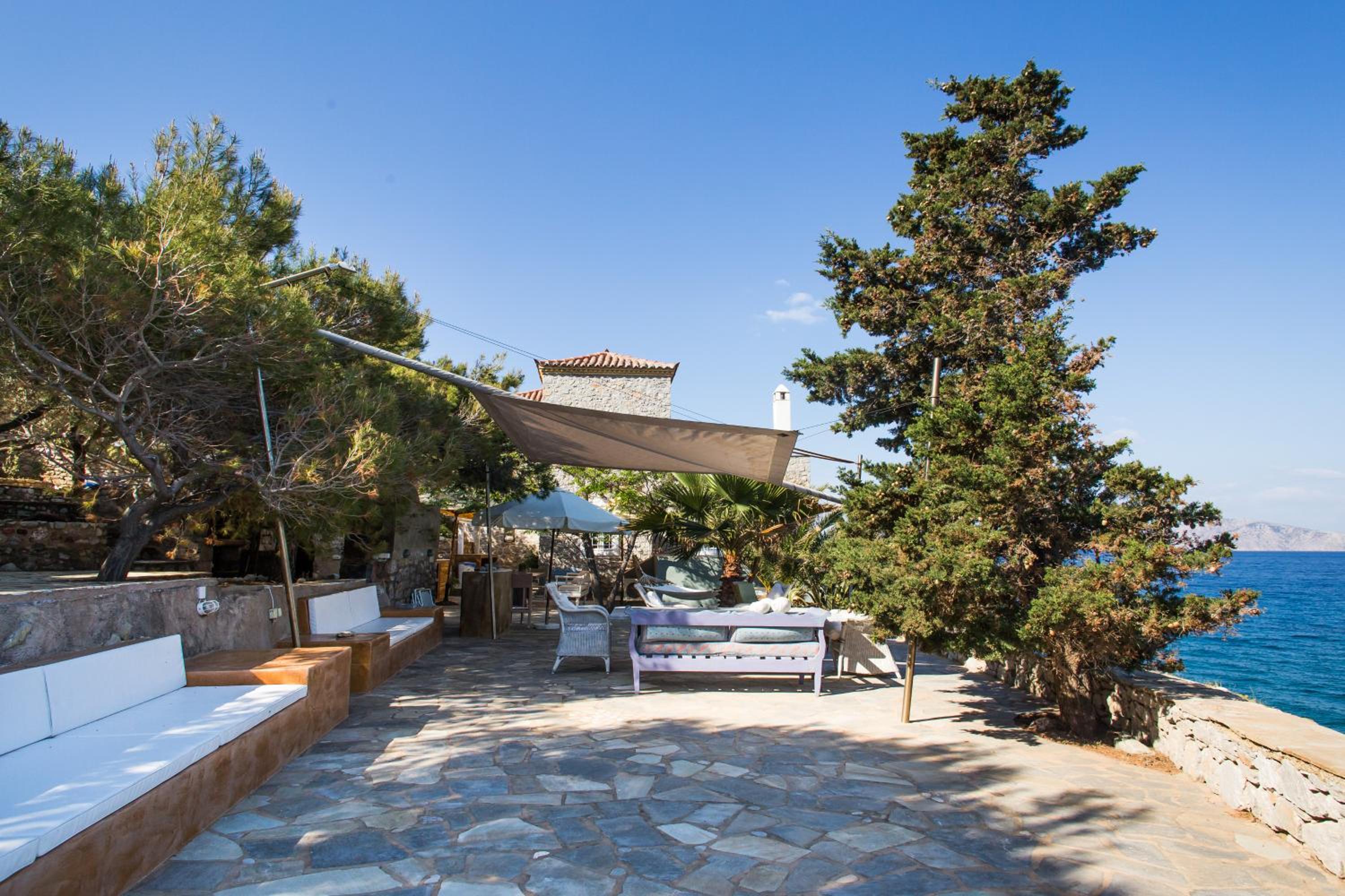 Lady of Hydra Villa, sea front view, private beach photo 4