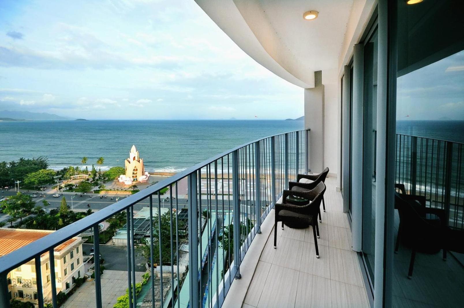 Homie Panorama Beachfront Residences Nha Trang