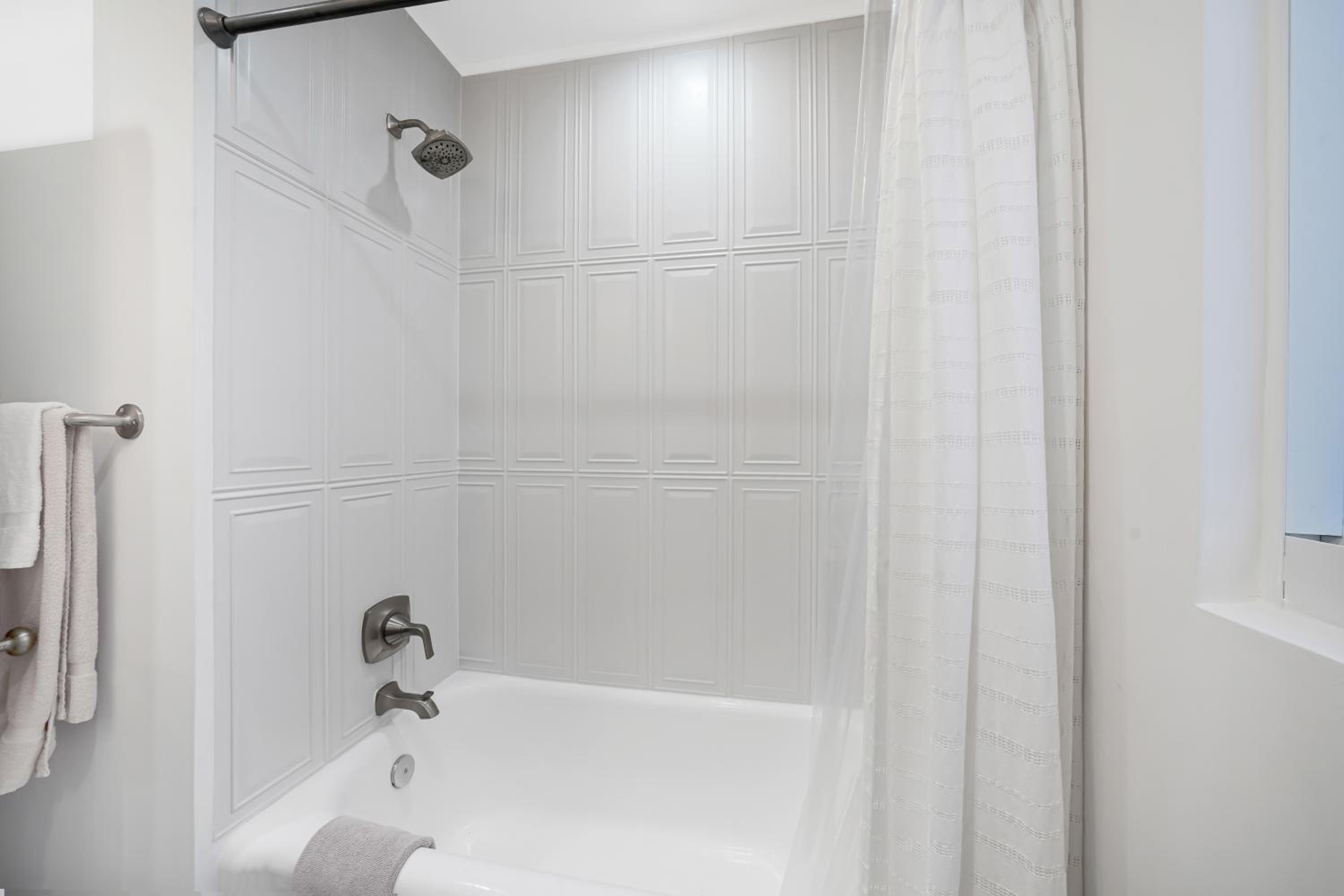 Miami Art deco home by Dream Vacation