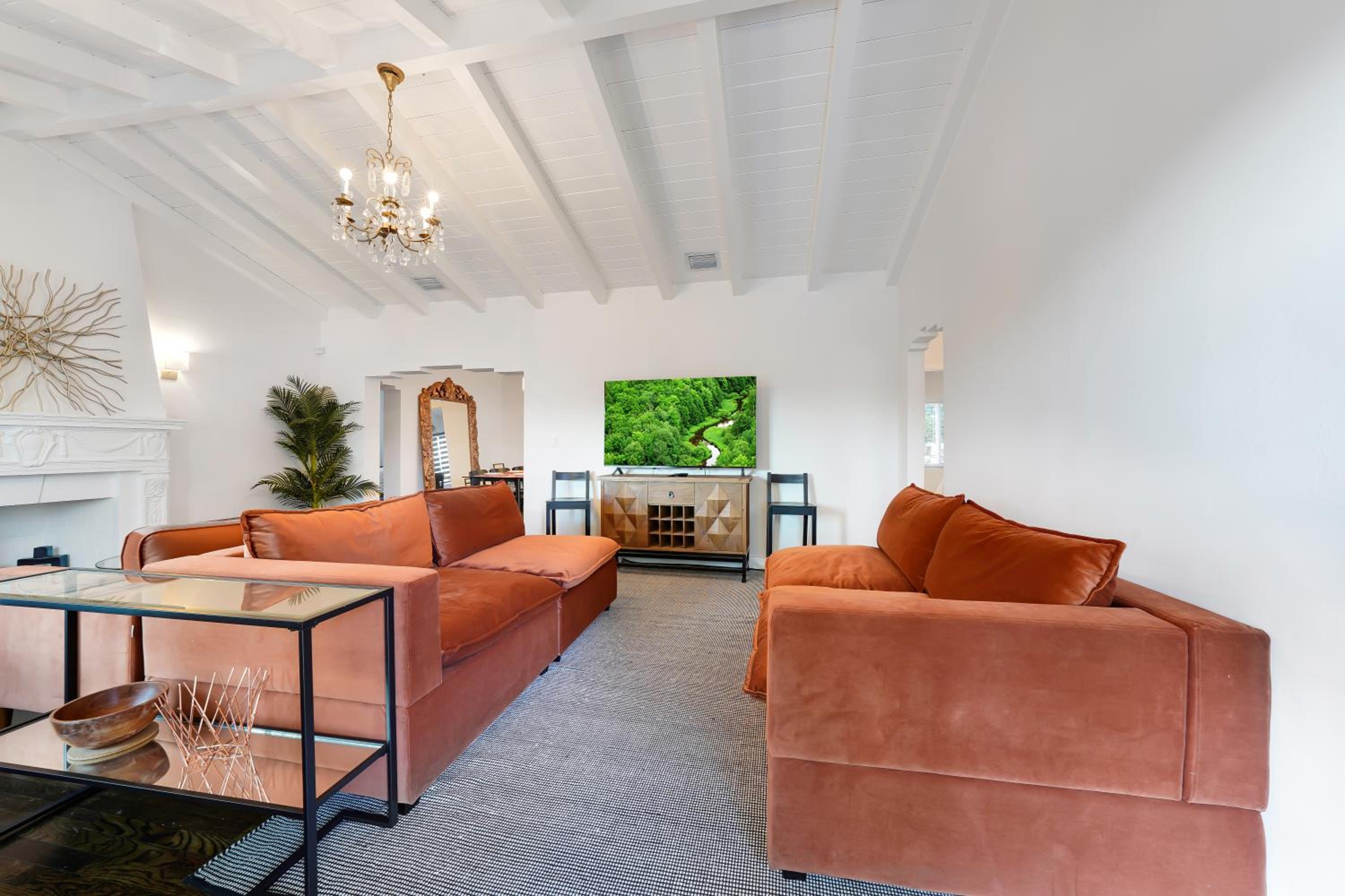 Miami Art deco home by Dream Vacation