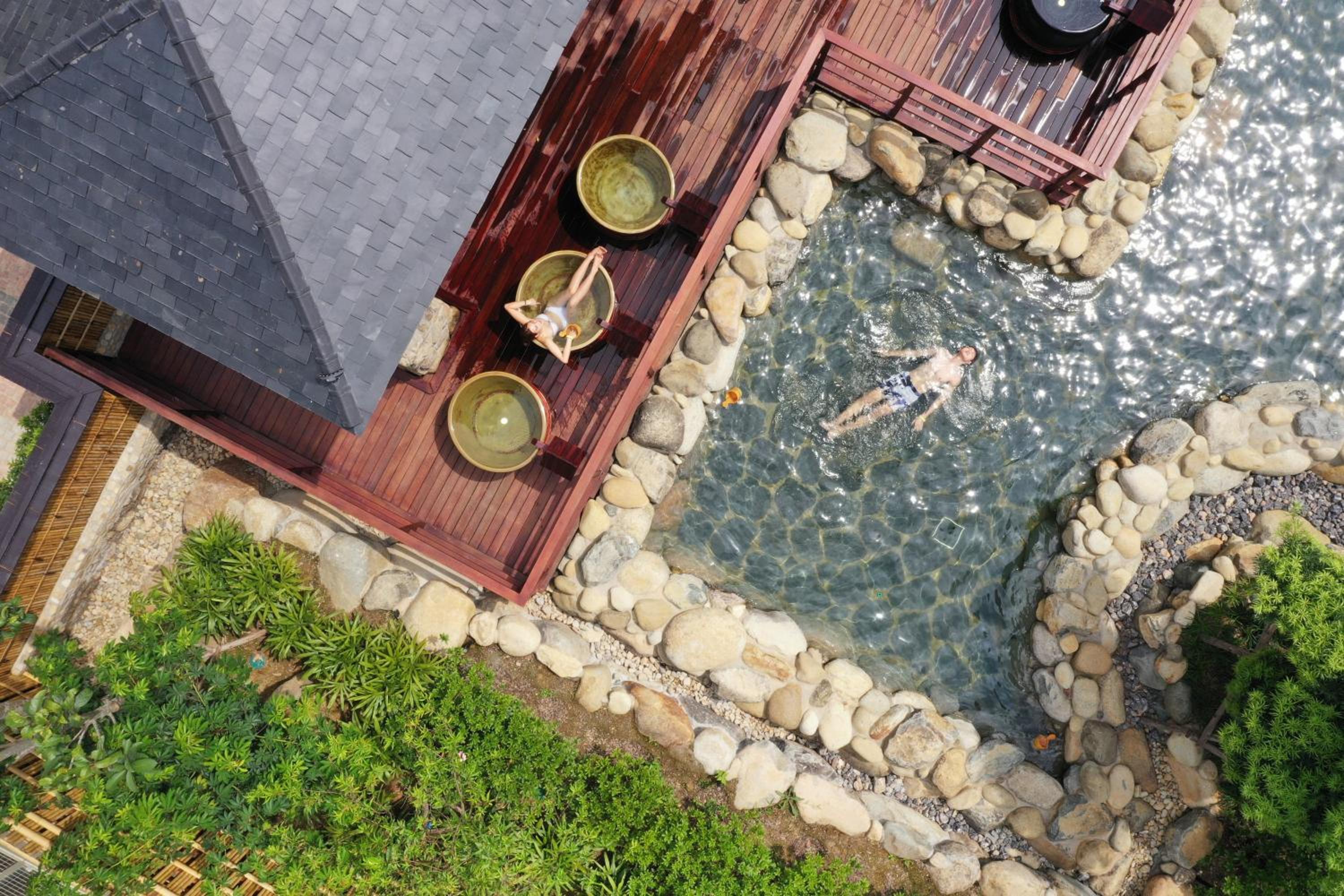 Hilton Quang Hanh Onsen Resort view 5