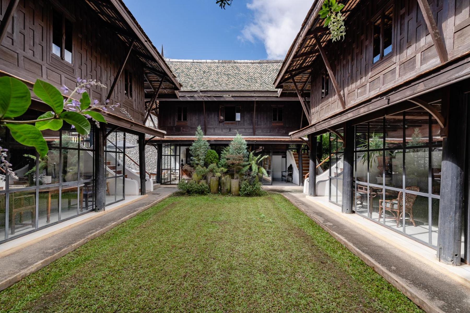 Villa Mahabhirom