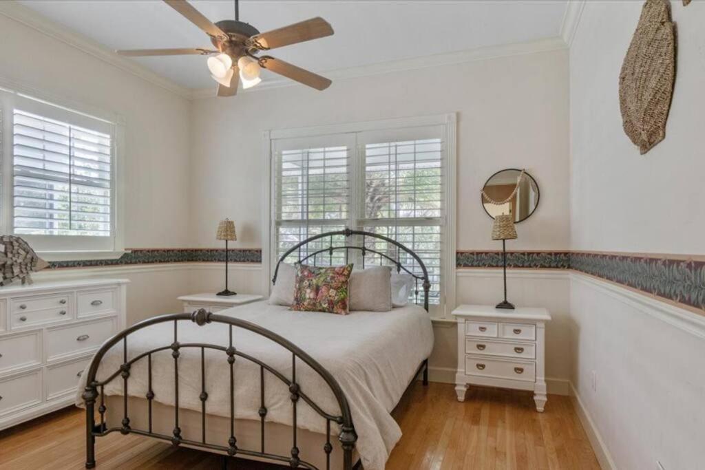 Grande Canal - Captivating 3 bedroom retreat view 3