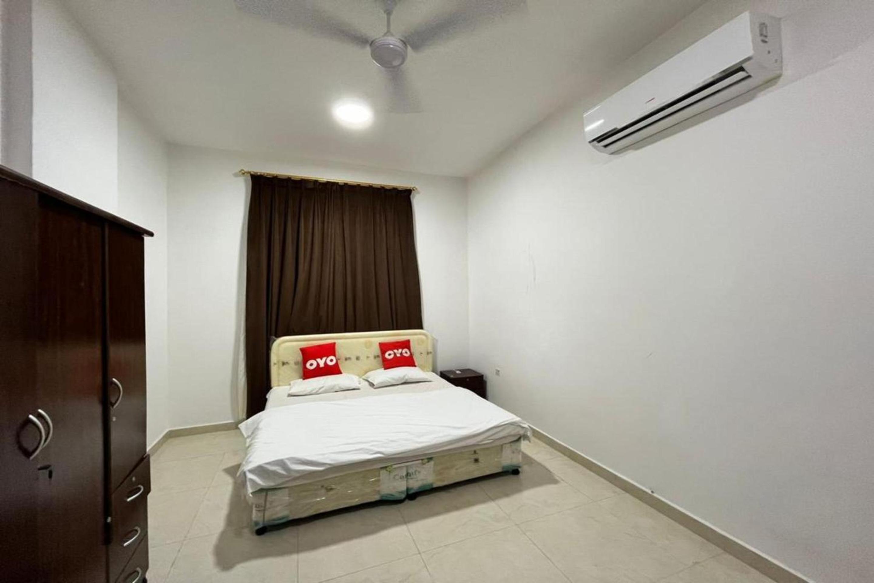 Super OYO 144 Al Tawasi Furnished Apartments view 5