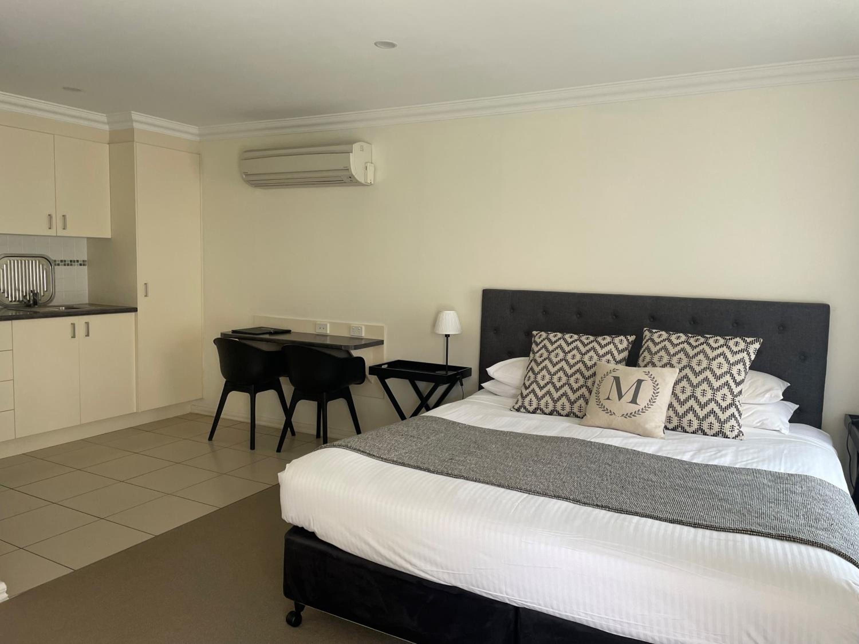 Millthorpe Motel
