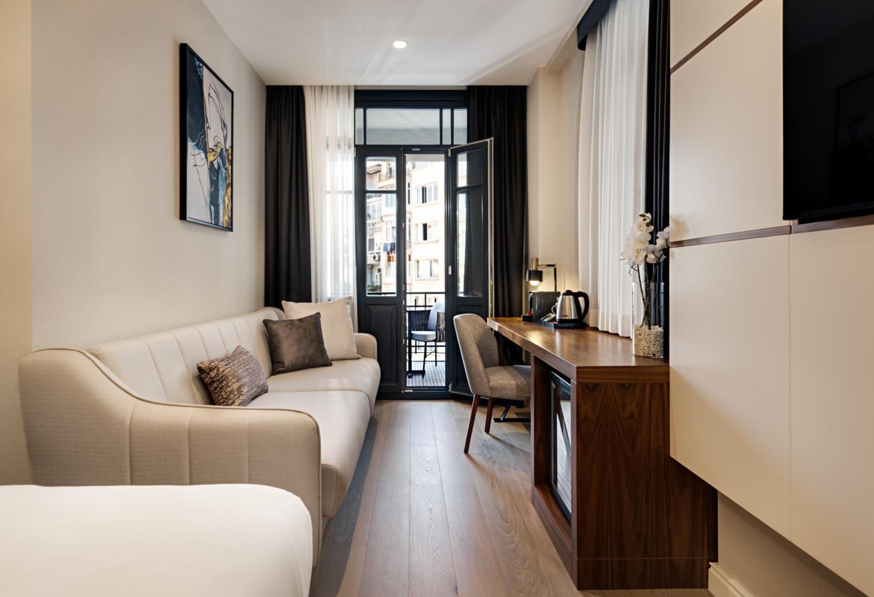 Gleam Collection Otel - Image 12