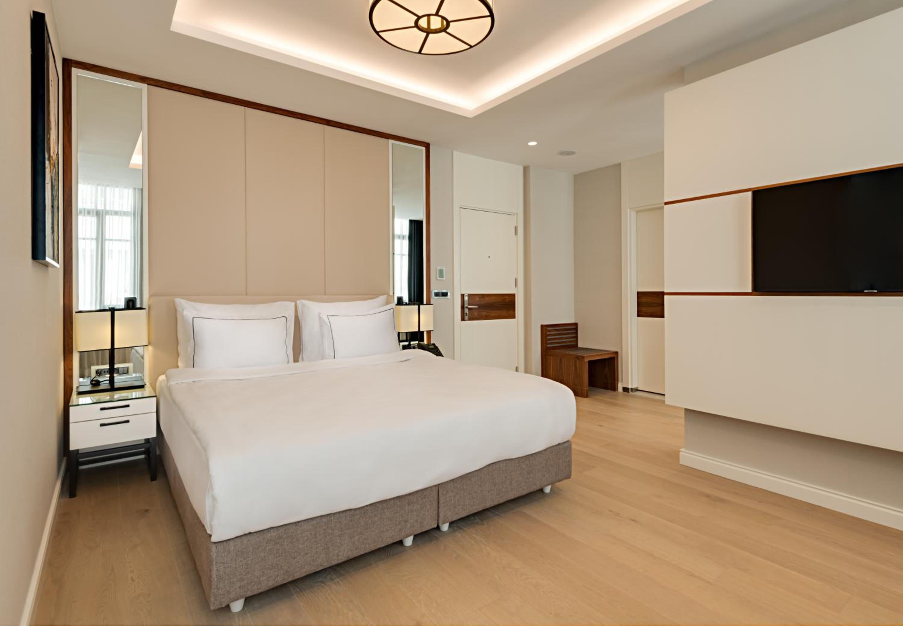 Gleam Collection Otel - Image 13