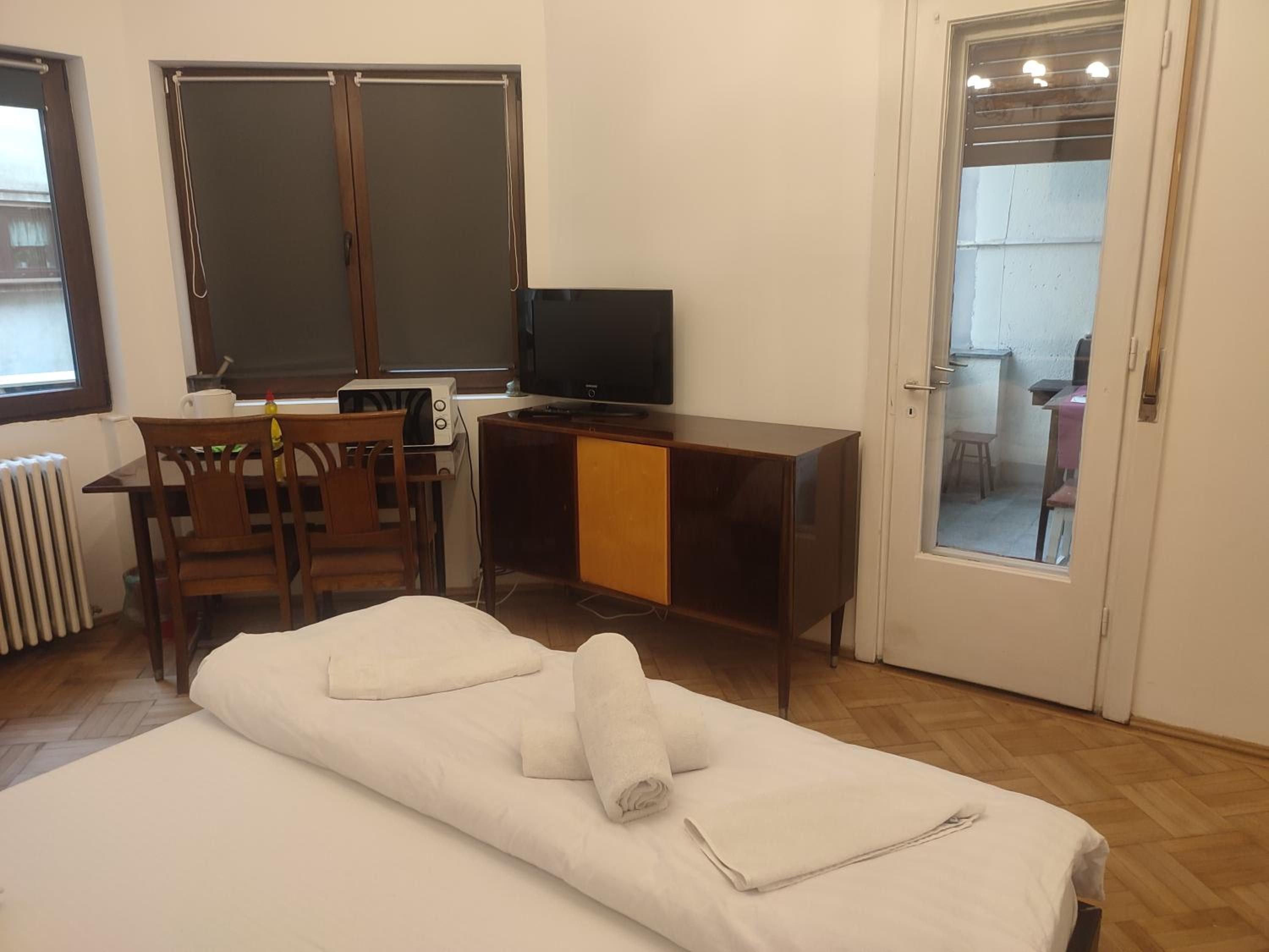 Iancu Apartments