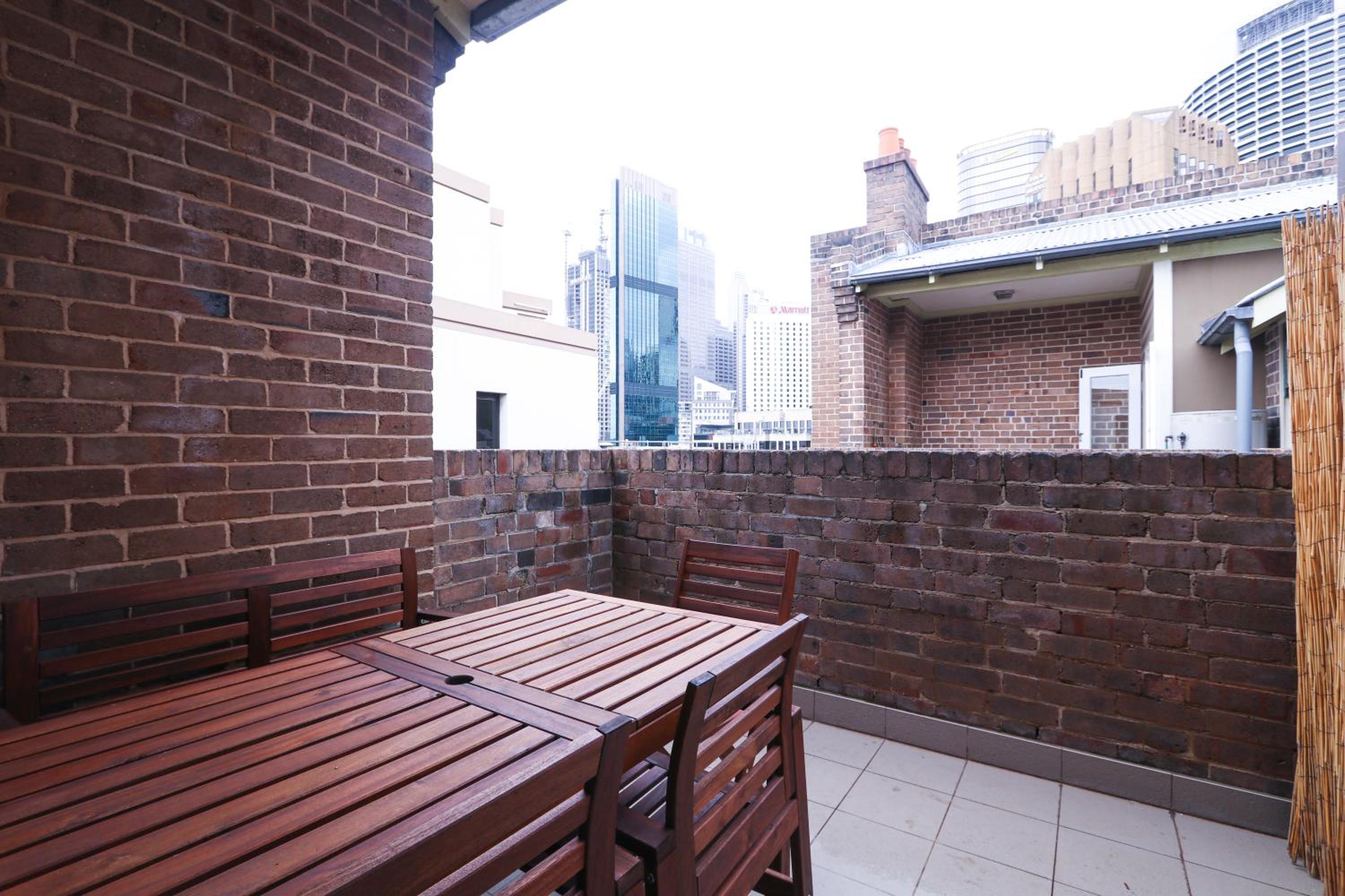 Quaint terrace house The Rocks