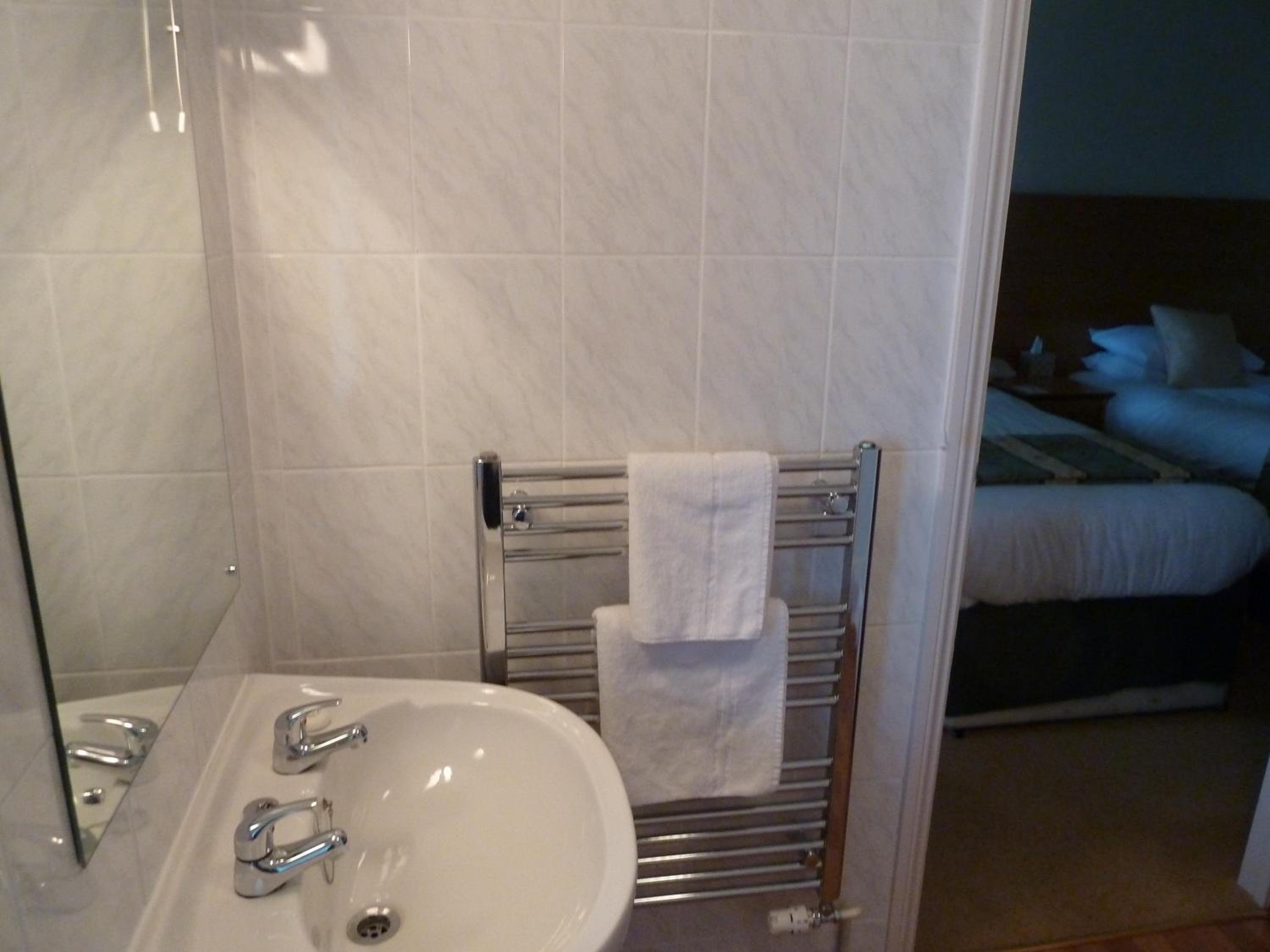 Bridgwater Vacations - Apple Tree Hotel - Property Image 6