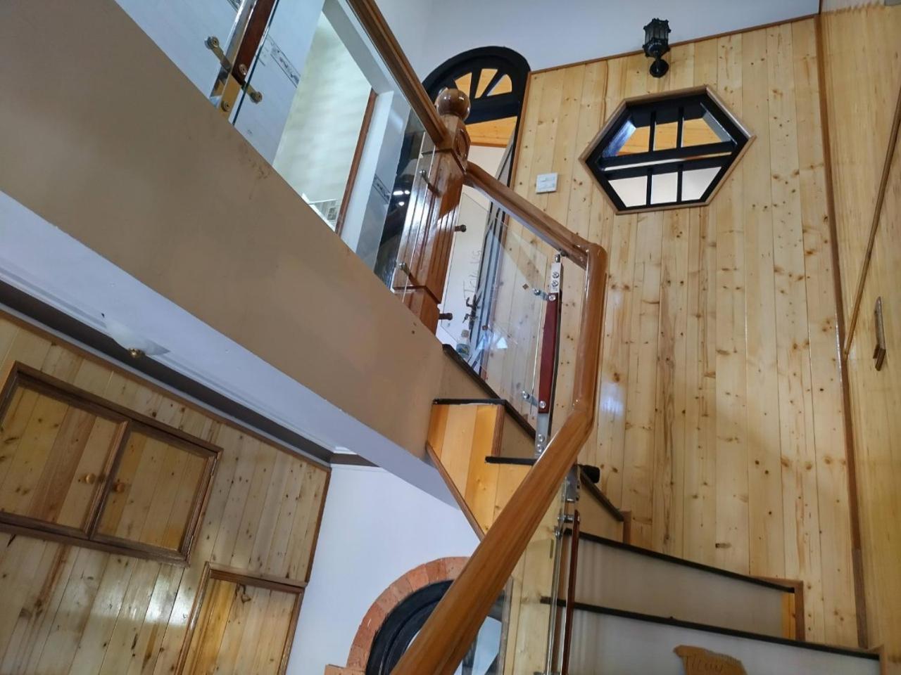 Photo 36