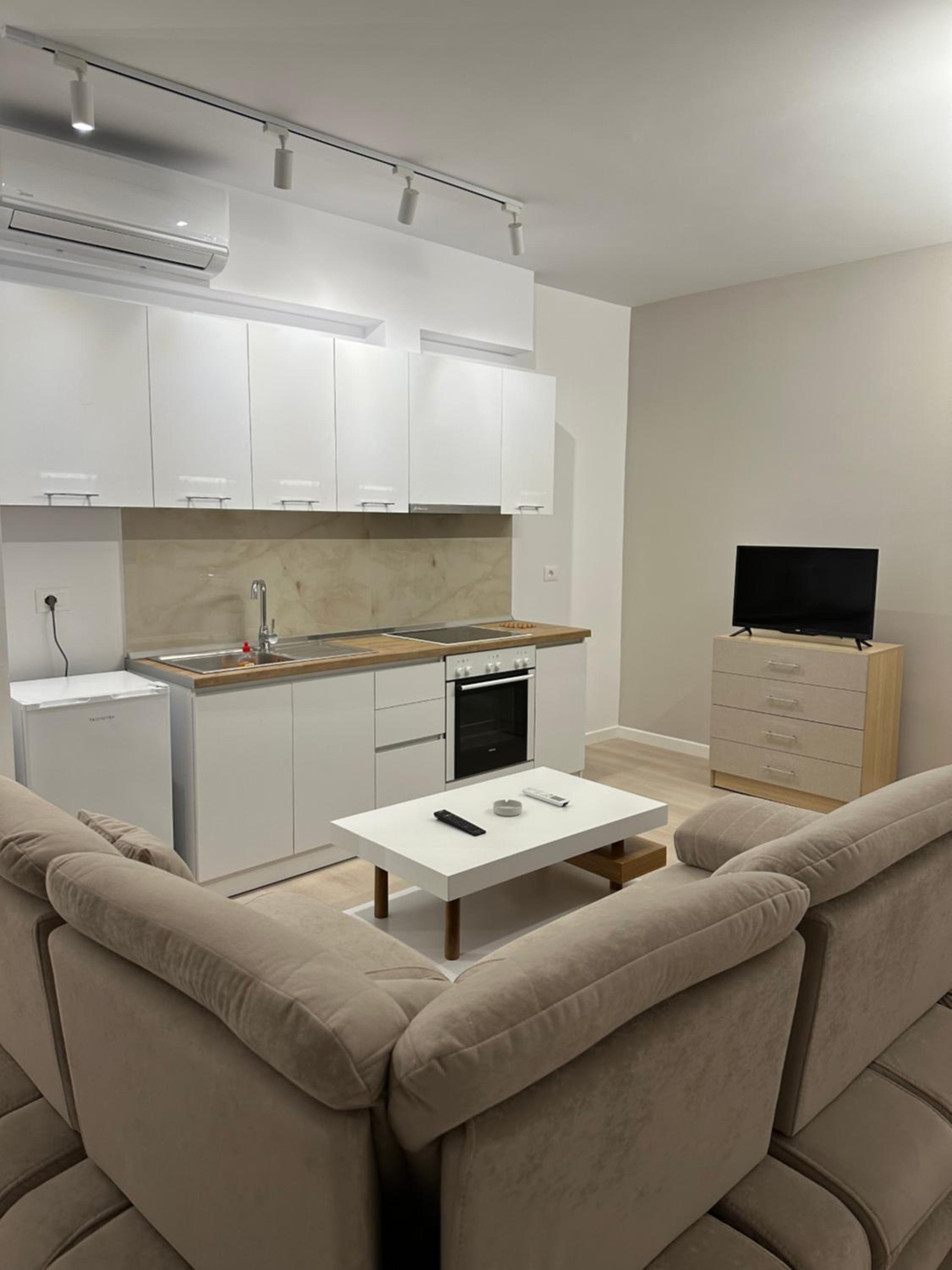 Studio Apartment Lake View
