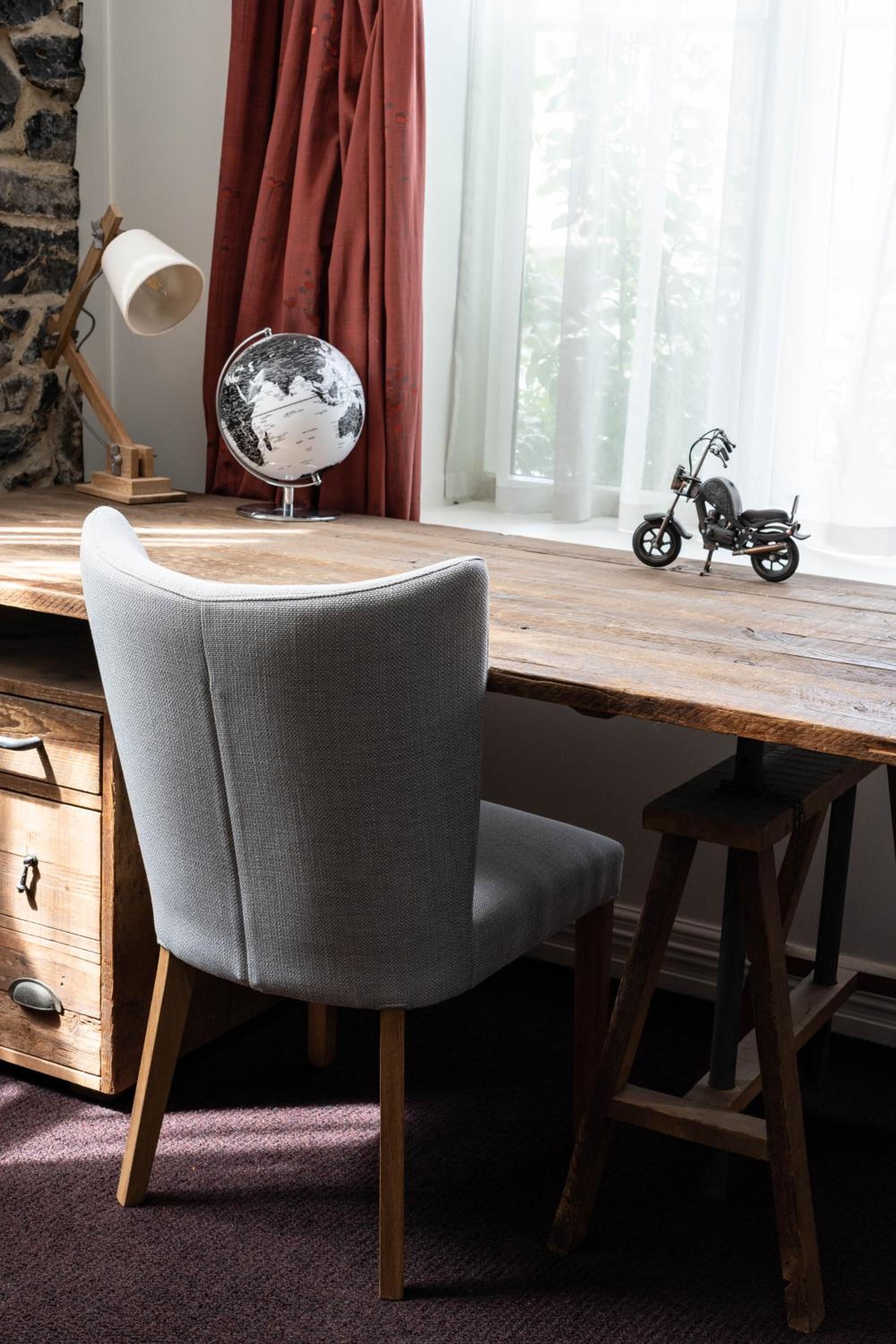Chapel Apartment