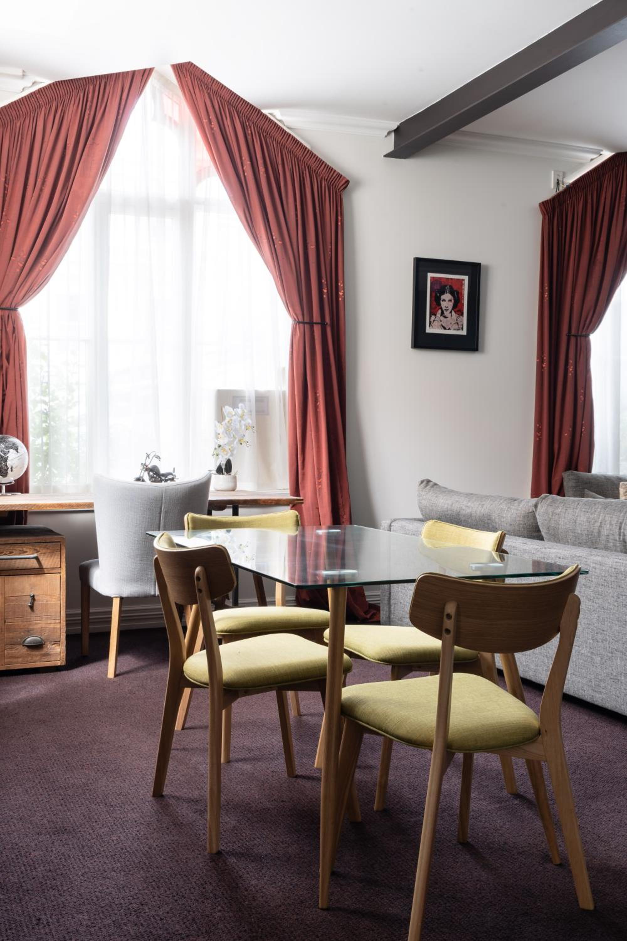 Chapel Apartment
