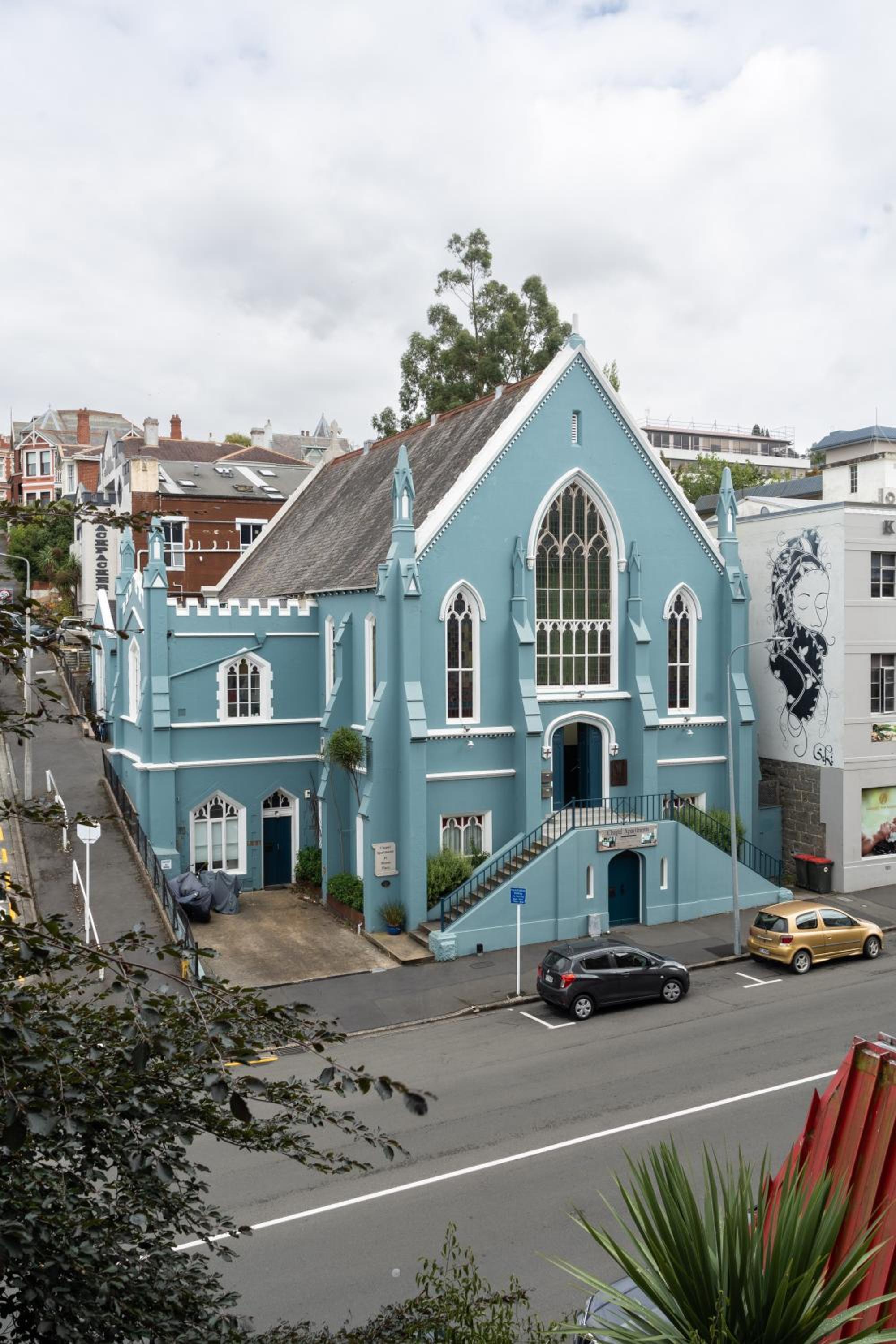 Chapel Apartment