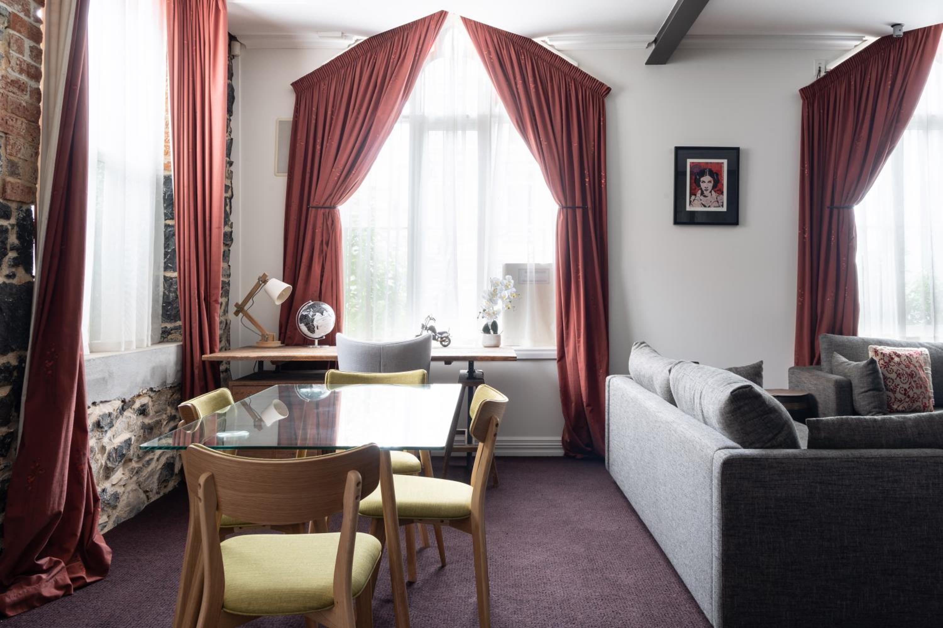 Chapel Apartment