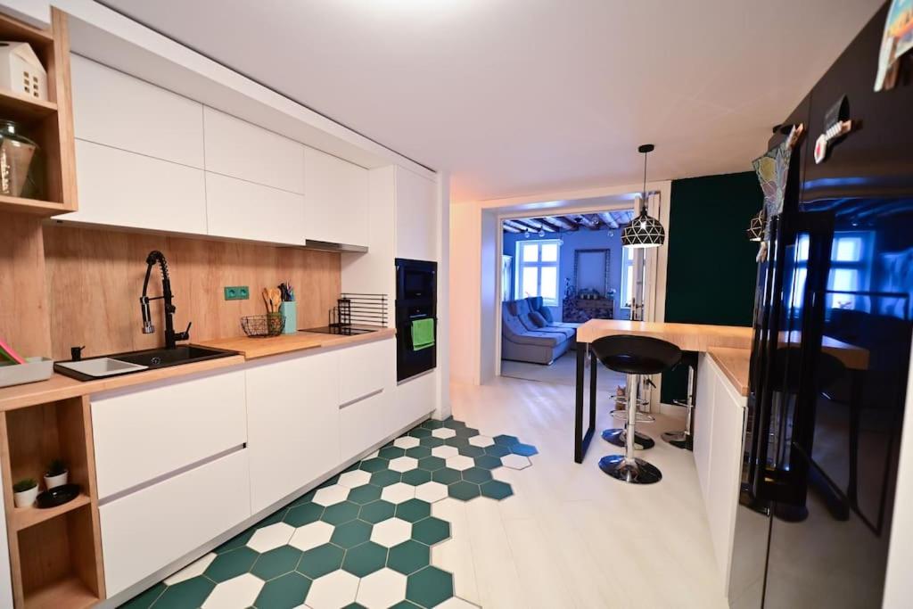 The Oracle Downtown Apartment