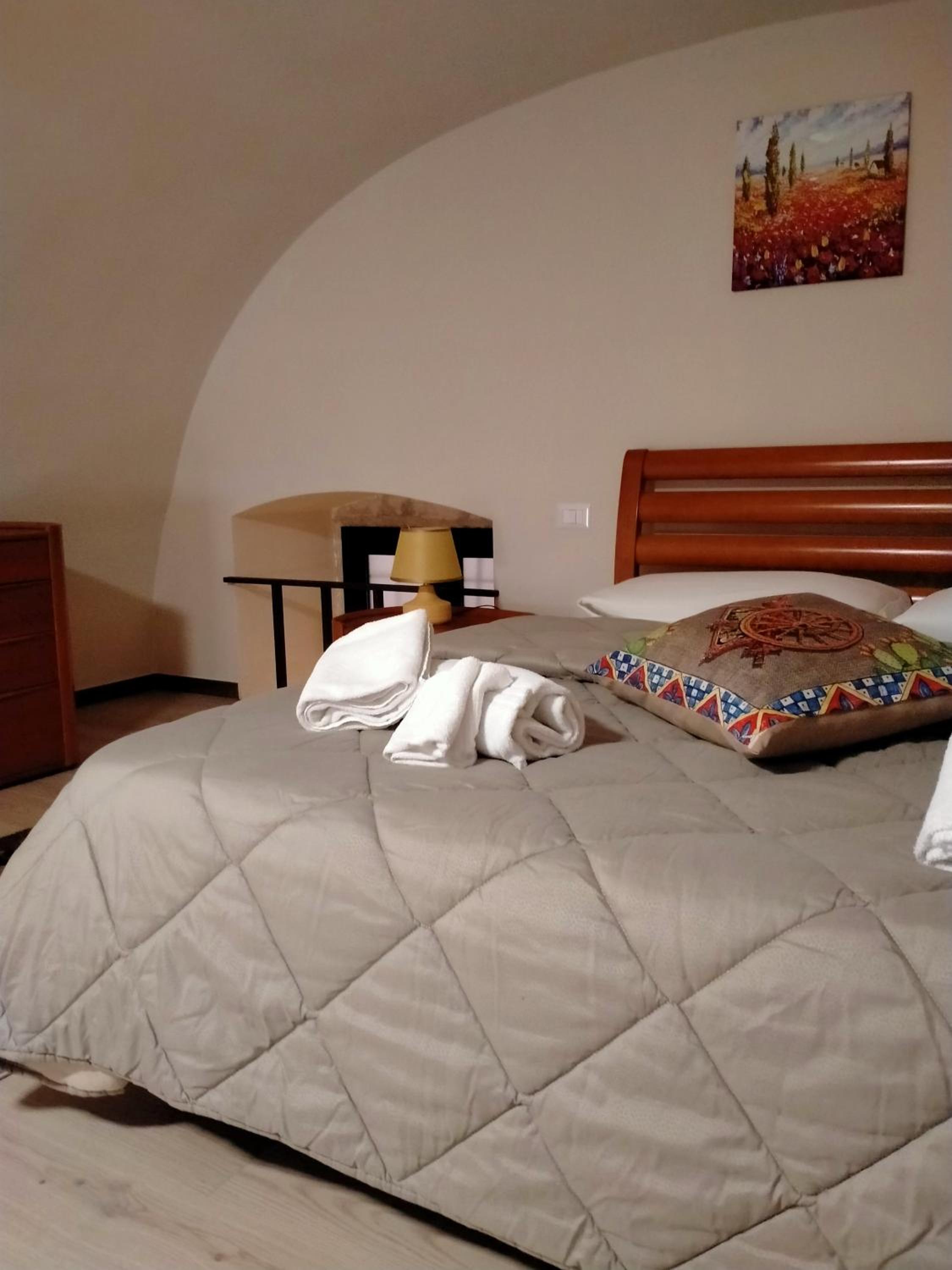 Elmar en Bisceglie — hotel room