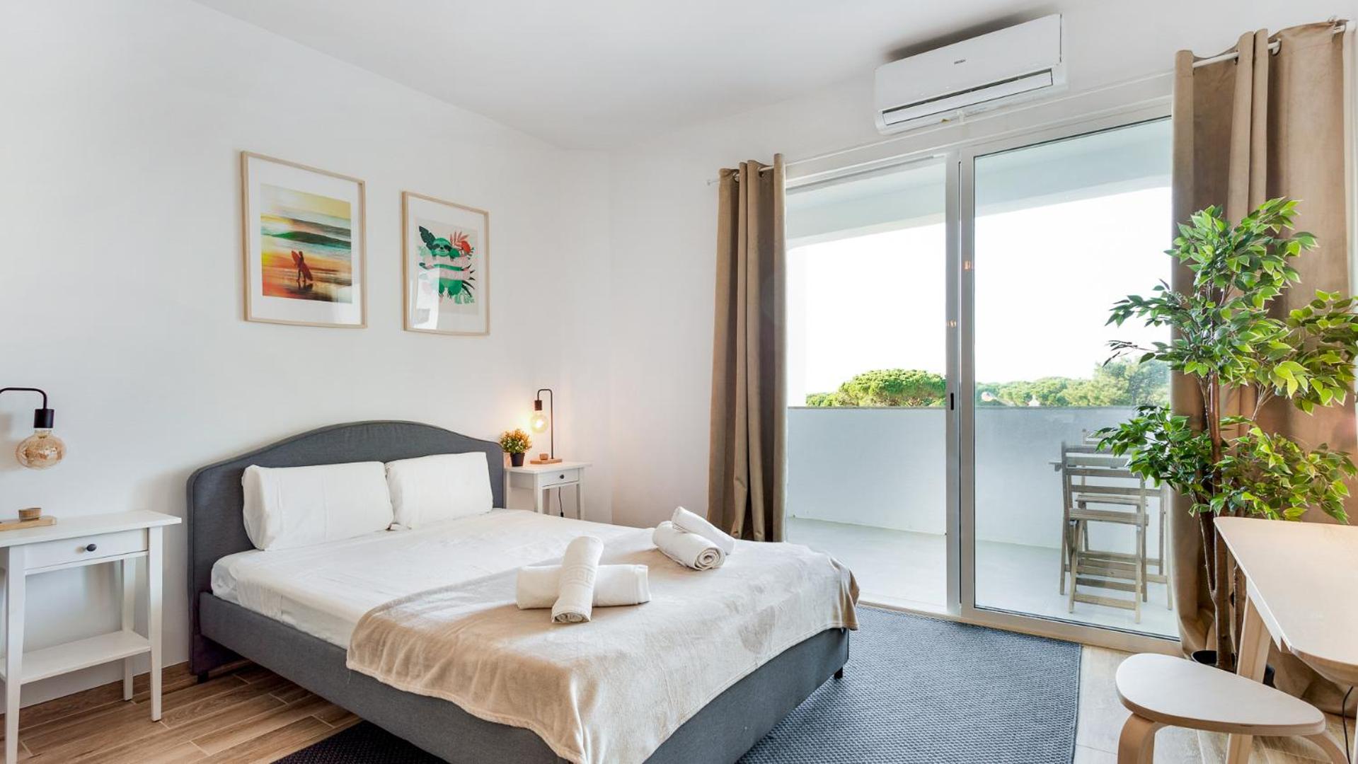 Terraços do Mar Apartment W/ Pool by LovelyStay view 2