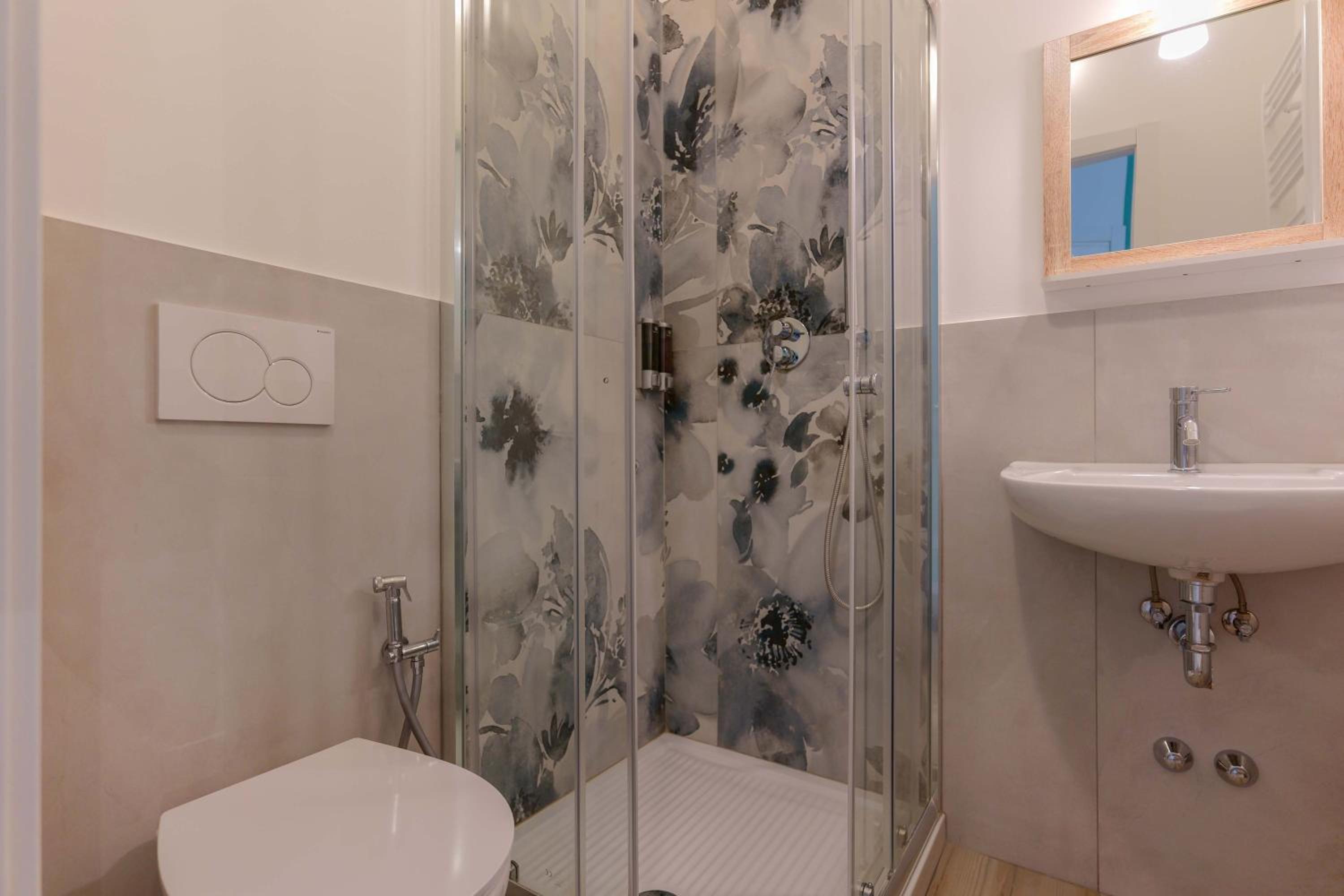 B&B Bentivogli by Lesdomus - fronte Ospedale Sant'Orsola — photo 42
