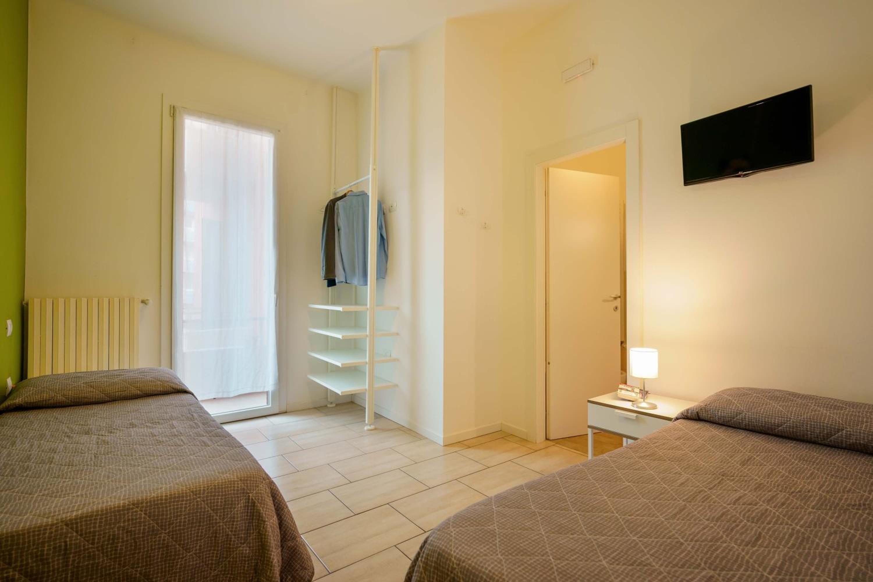 B&B Bentivogli by Lesdomus - fronte Ospedale Sant'Orsola — photo 36