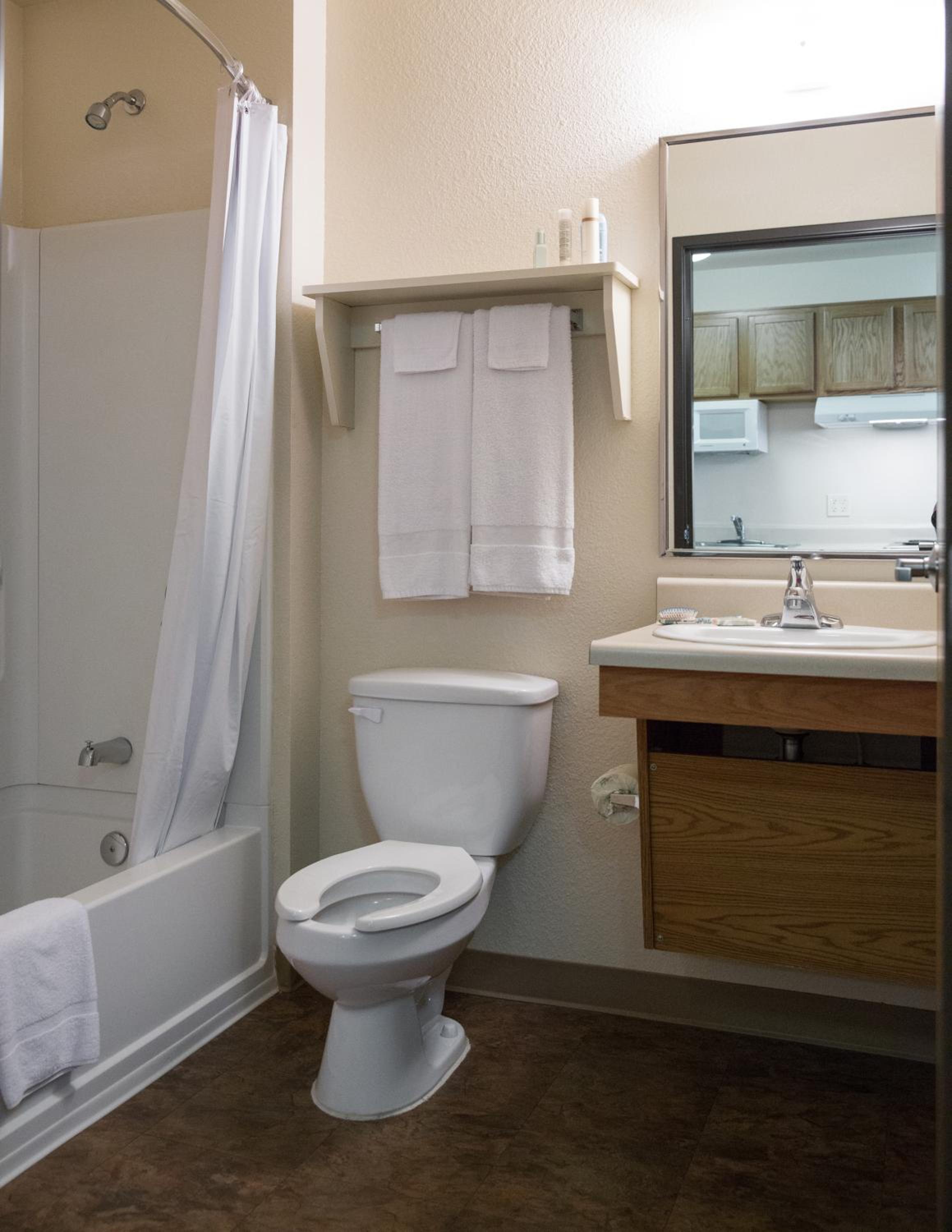 Council Bluffs Vacations - WoodSpring Suites Council Bluffs - Property Image 8