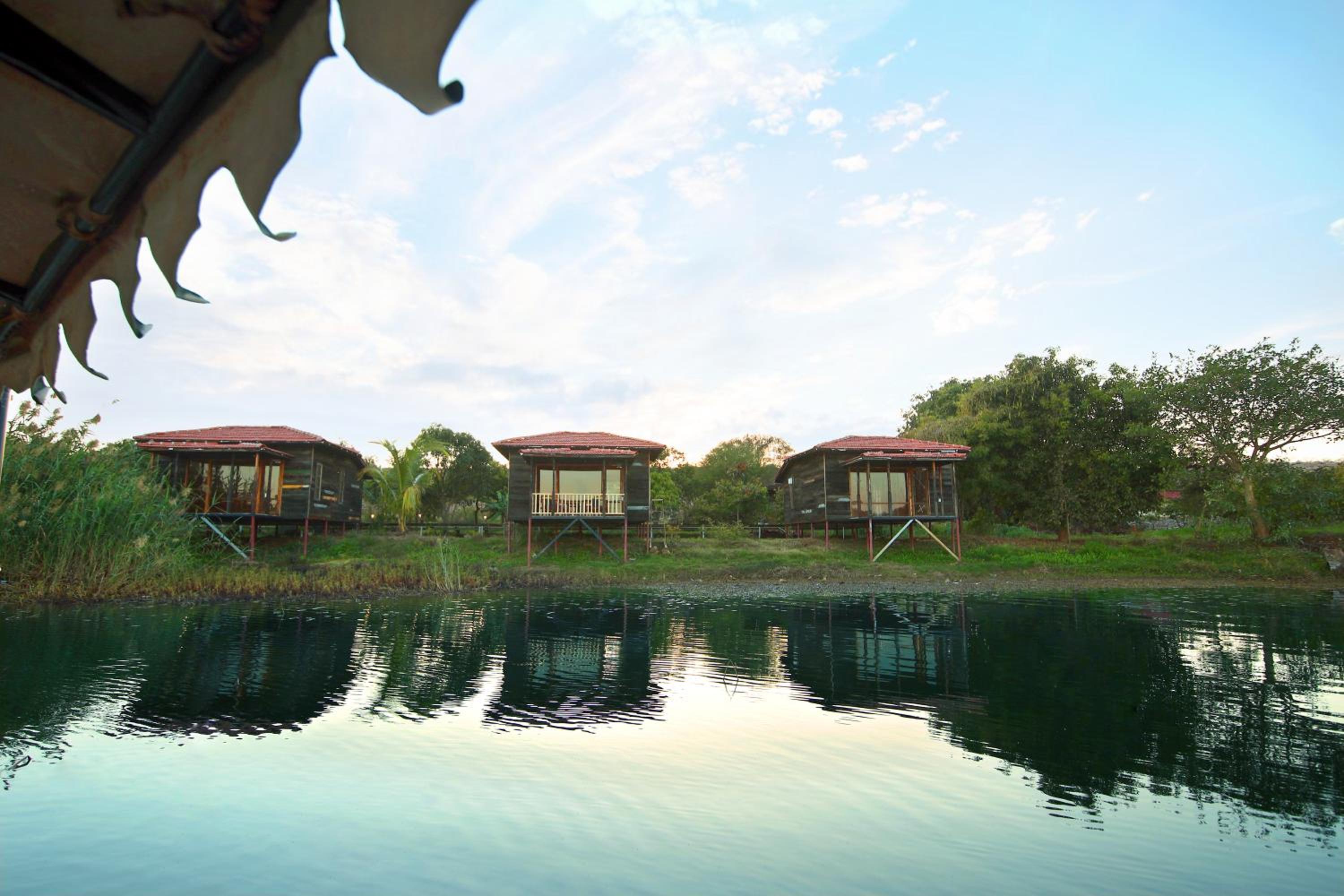 Pangarh Lake Retreat view 2