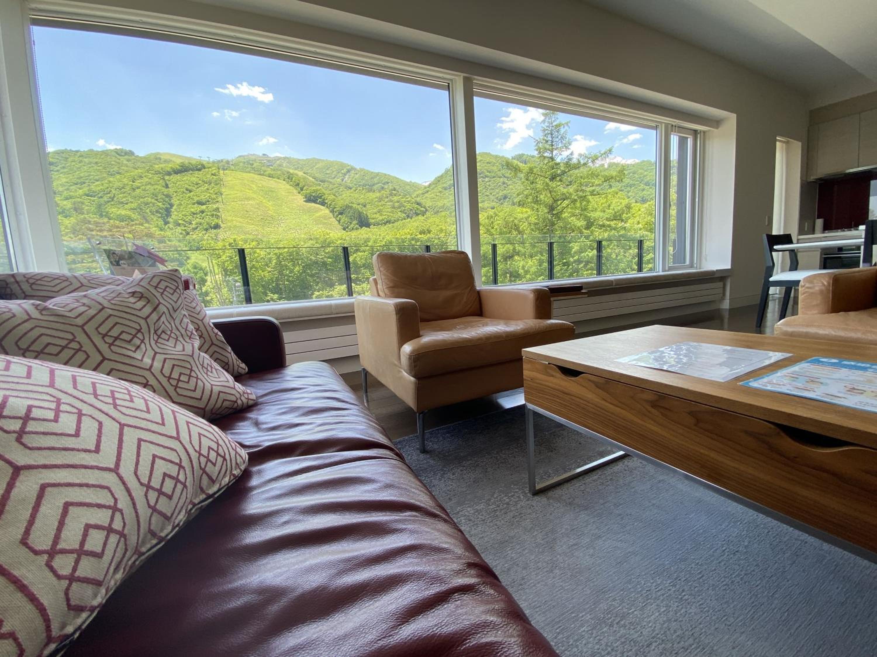 Mountain Side Hakuba