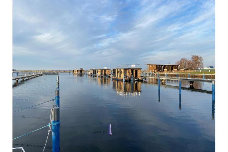 Hausboot Fjord Baltica mit Dachterrasse in Barth