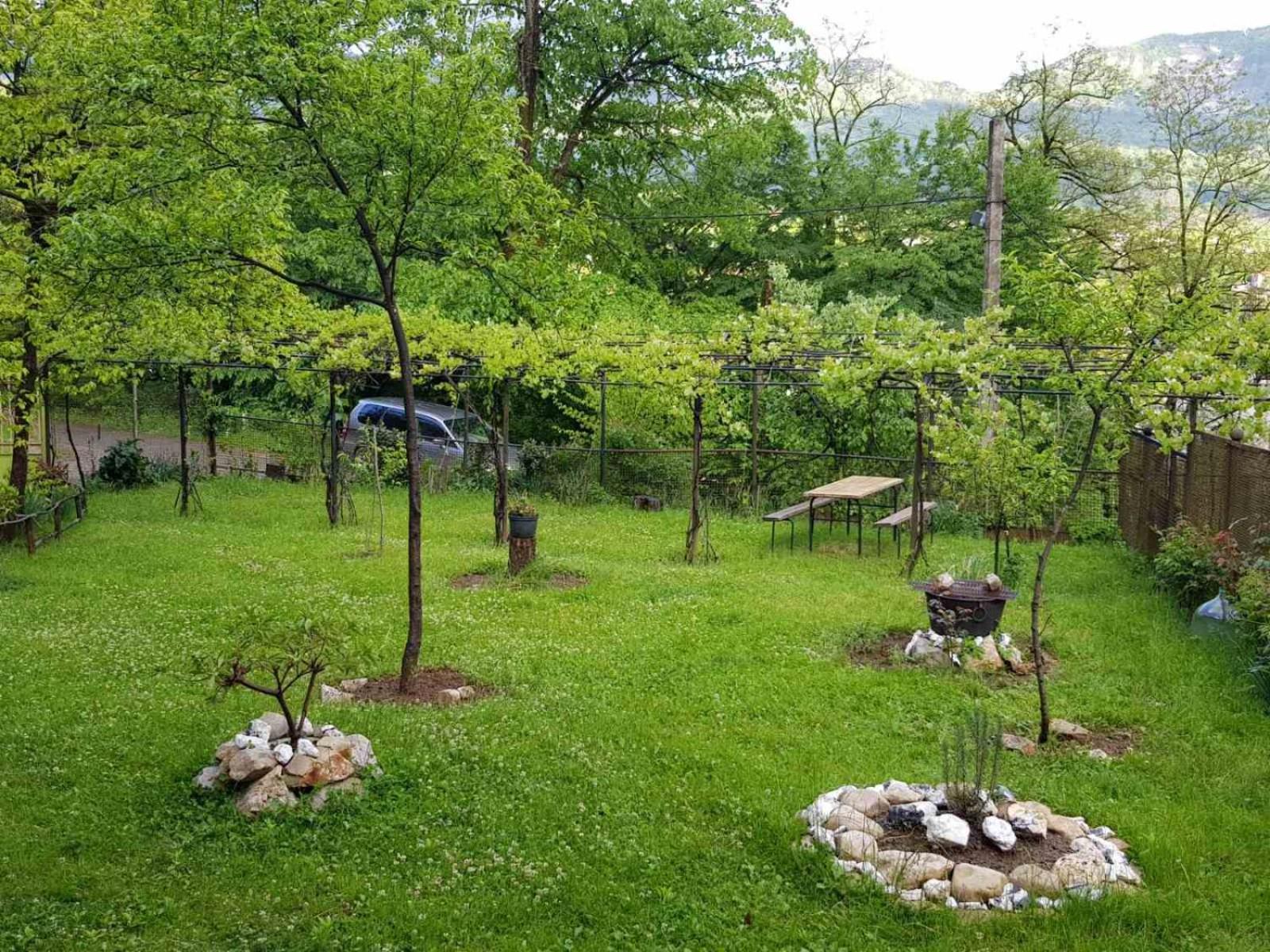 Tkhibuli guest house