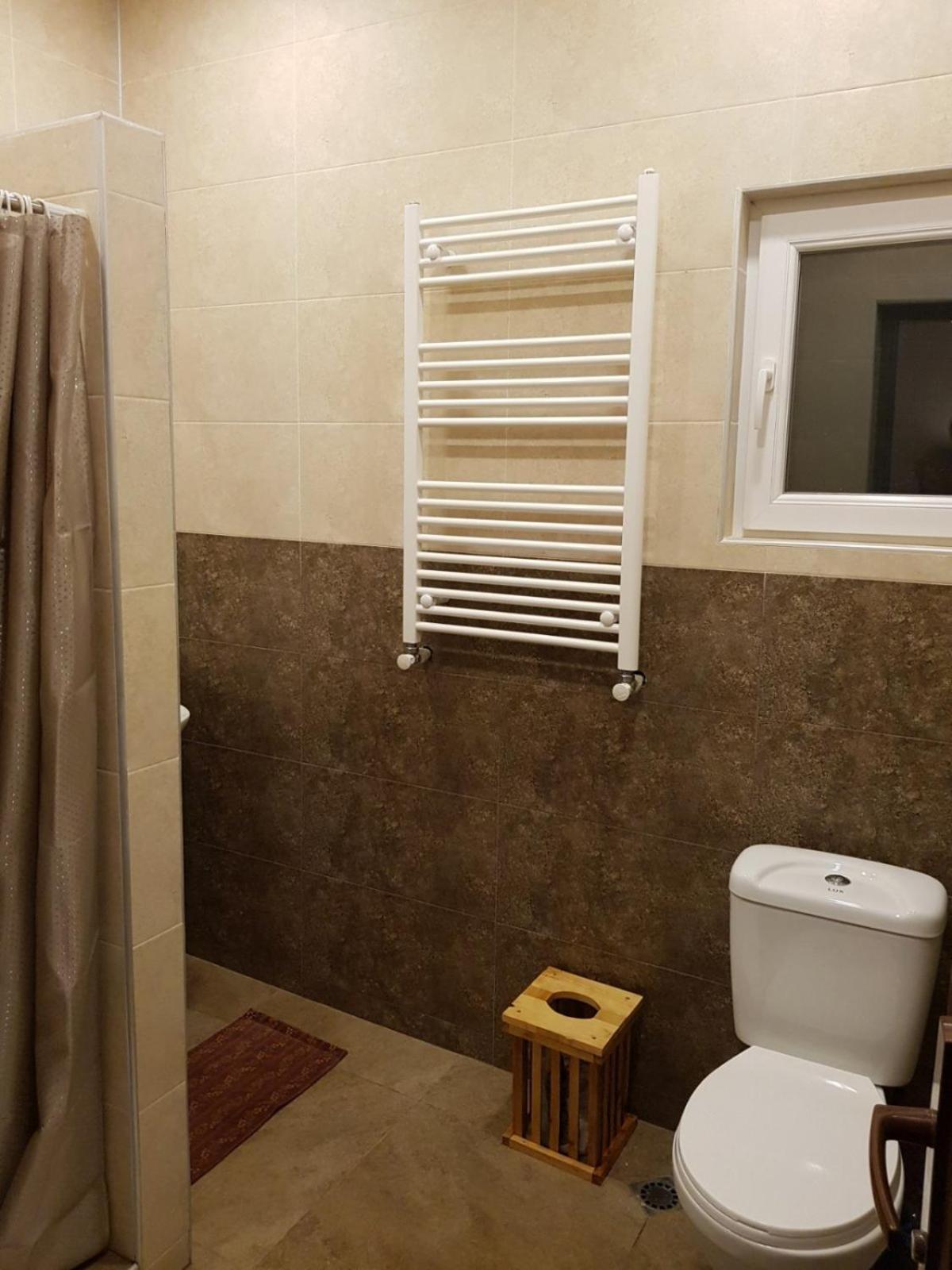 Tkhibuli guest house